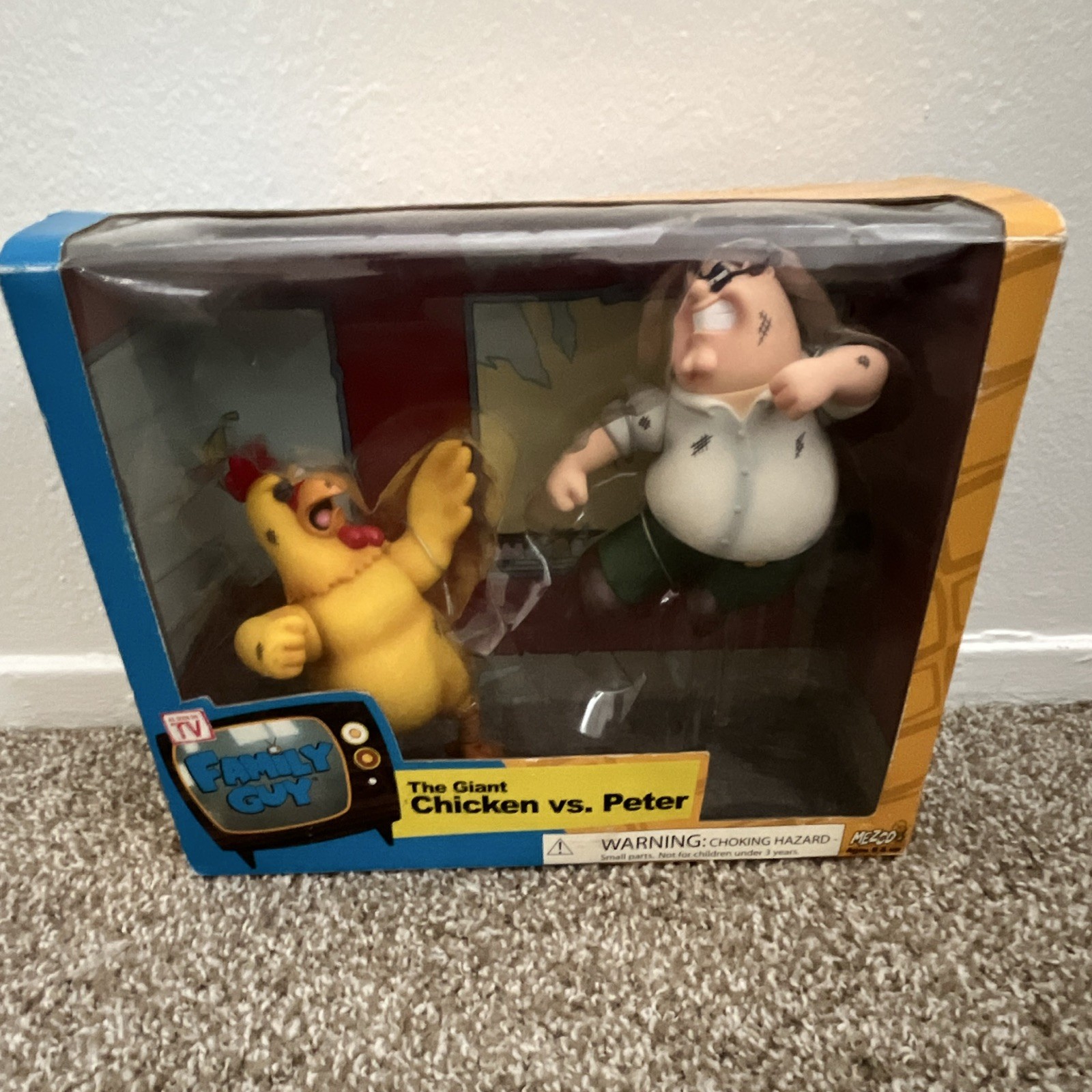 2005 Mezco Family Guy Giant Chicken vs Peter Griffin 2-Figure Set