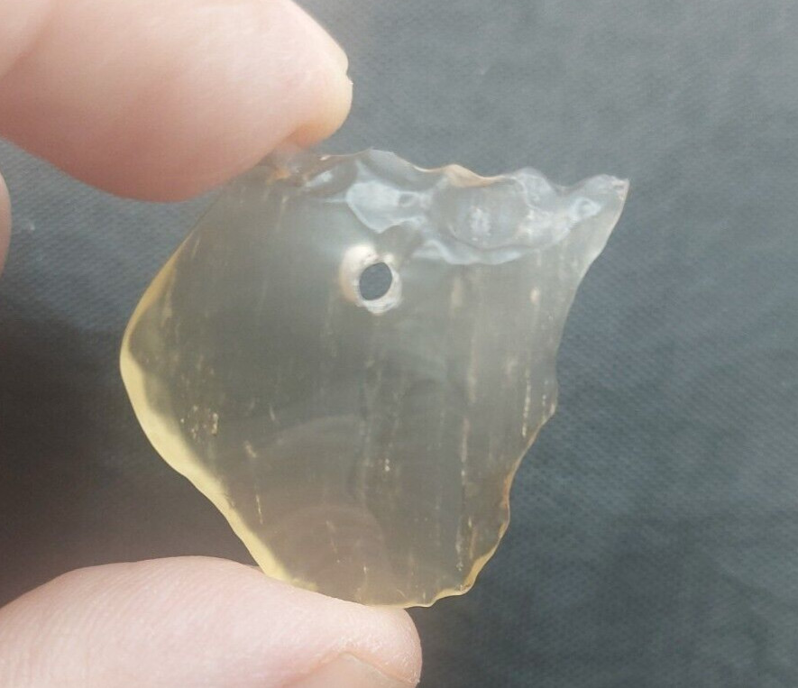 Libyan Desert Glass  Pendant  Drilled and Polished  4.4gr/22.0Ct