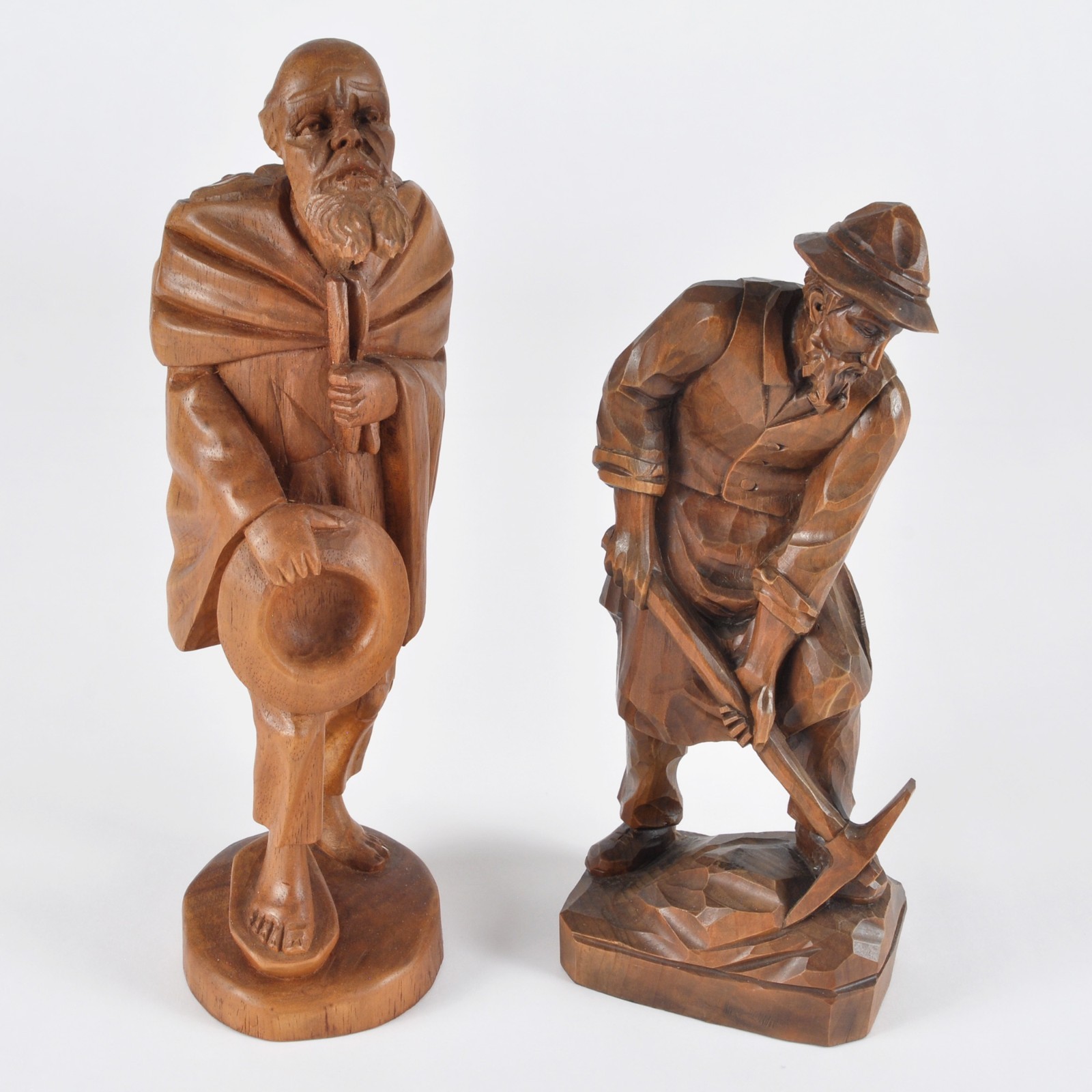 Vintage Oberammergau Germany Hand Carved Wood Figurines Bavarian Folk Art Pair