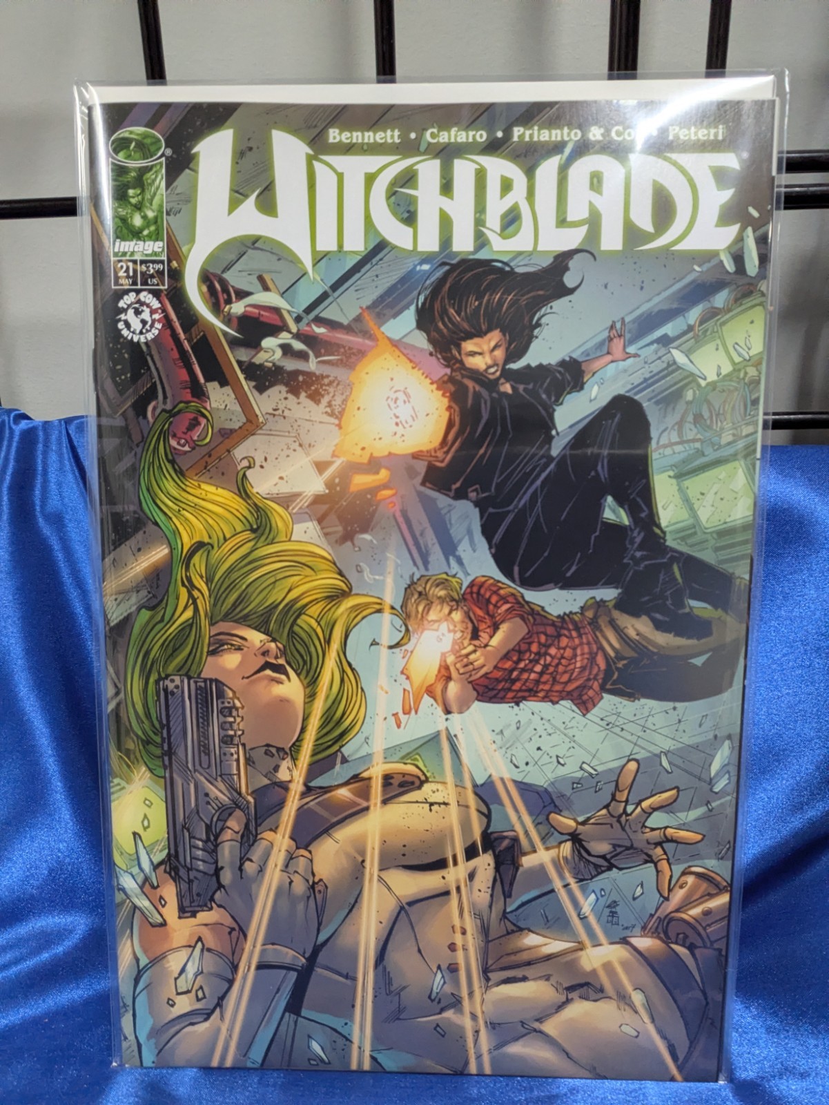 Witchblade #21 A Cvr Top Cow 2026 Comics.  We Combine. We Pack Well.