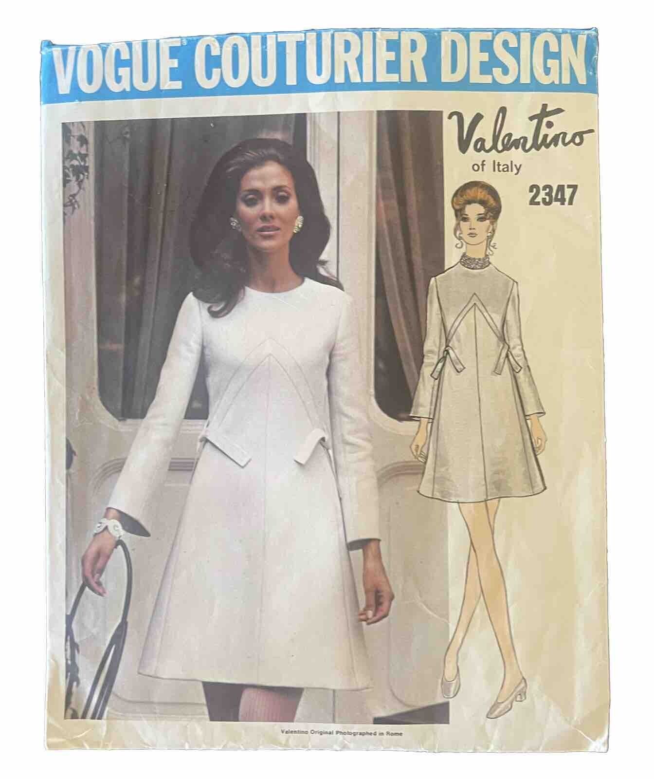 RARE Vintage ORIGINAL Vogue Couturier Design Valentino of Italy Pattern 2347