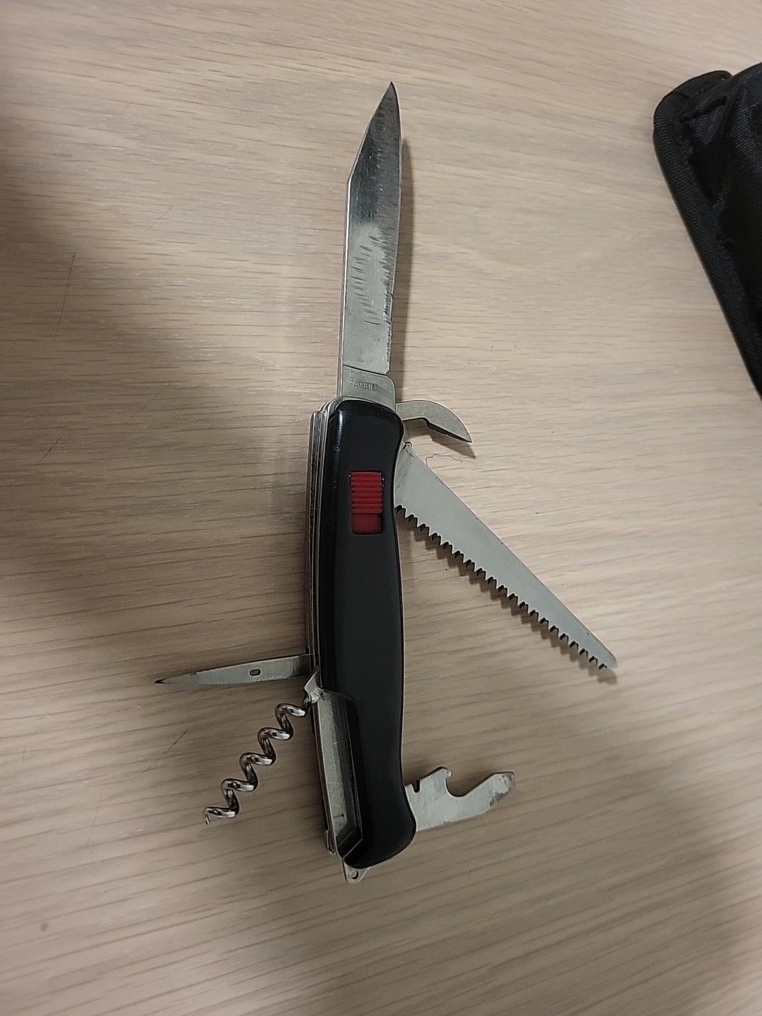 Swiss Army Knife WENGER DELEMONT RANGER 06 Mountaineer Switzerland Stainless Swiss Army Knife WENGER DELEMONT RANGER 06 Mountaineer Switzerland Stainless