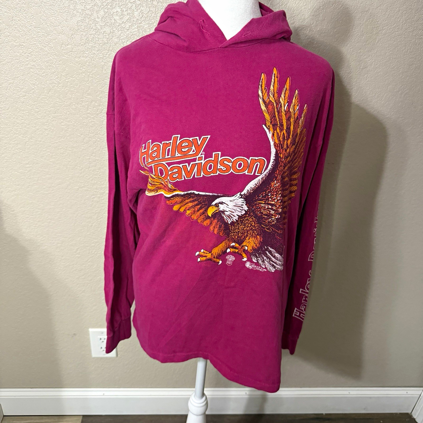Vintage 1980s Harley-Davidson Pink Hooded Sweatshirt Eagle Graphic Size XL