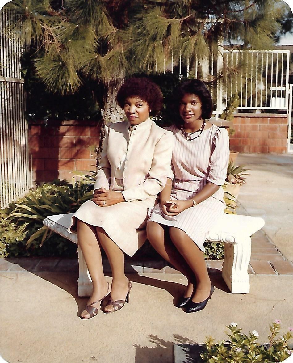 FOUND PHOTOGRAPH Color MOTHER DAUGHTER PORTRAIT 1980\'s Original Portrait 16 14 W