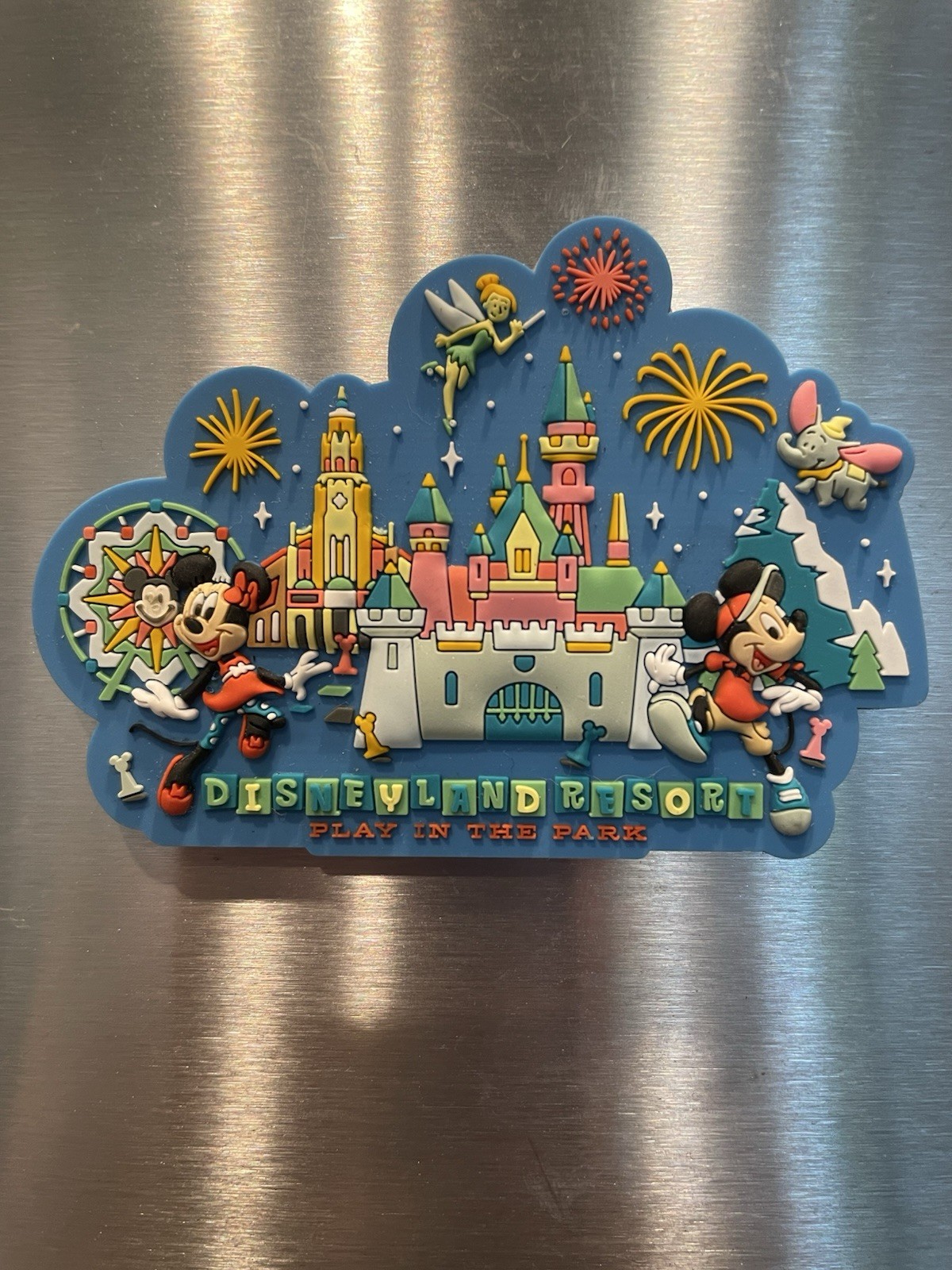 Disneyland Resort Play in the Park Mickey and Minnie Castle Magnet