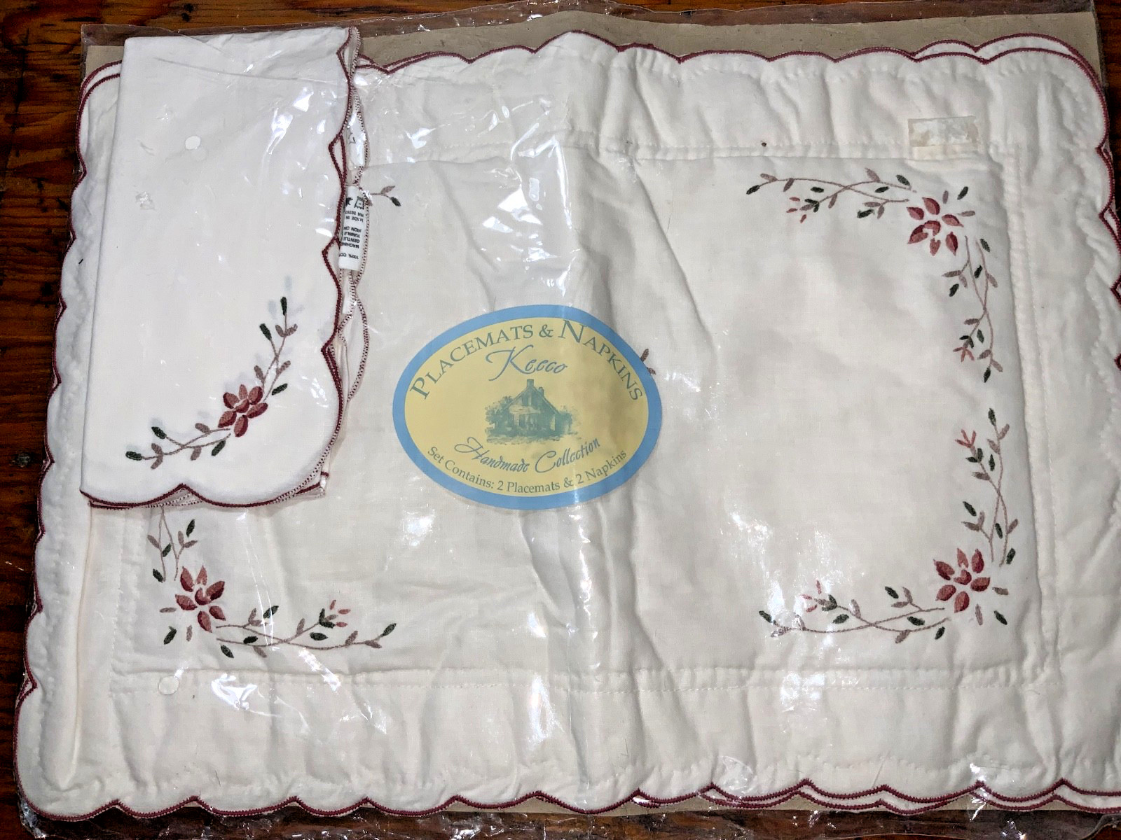 4 Lot VTG Keeco Placemats / Napkins Embroidered Floral Cottagecore 19’x12.5’’