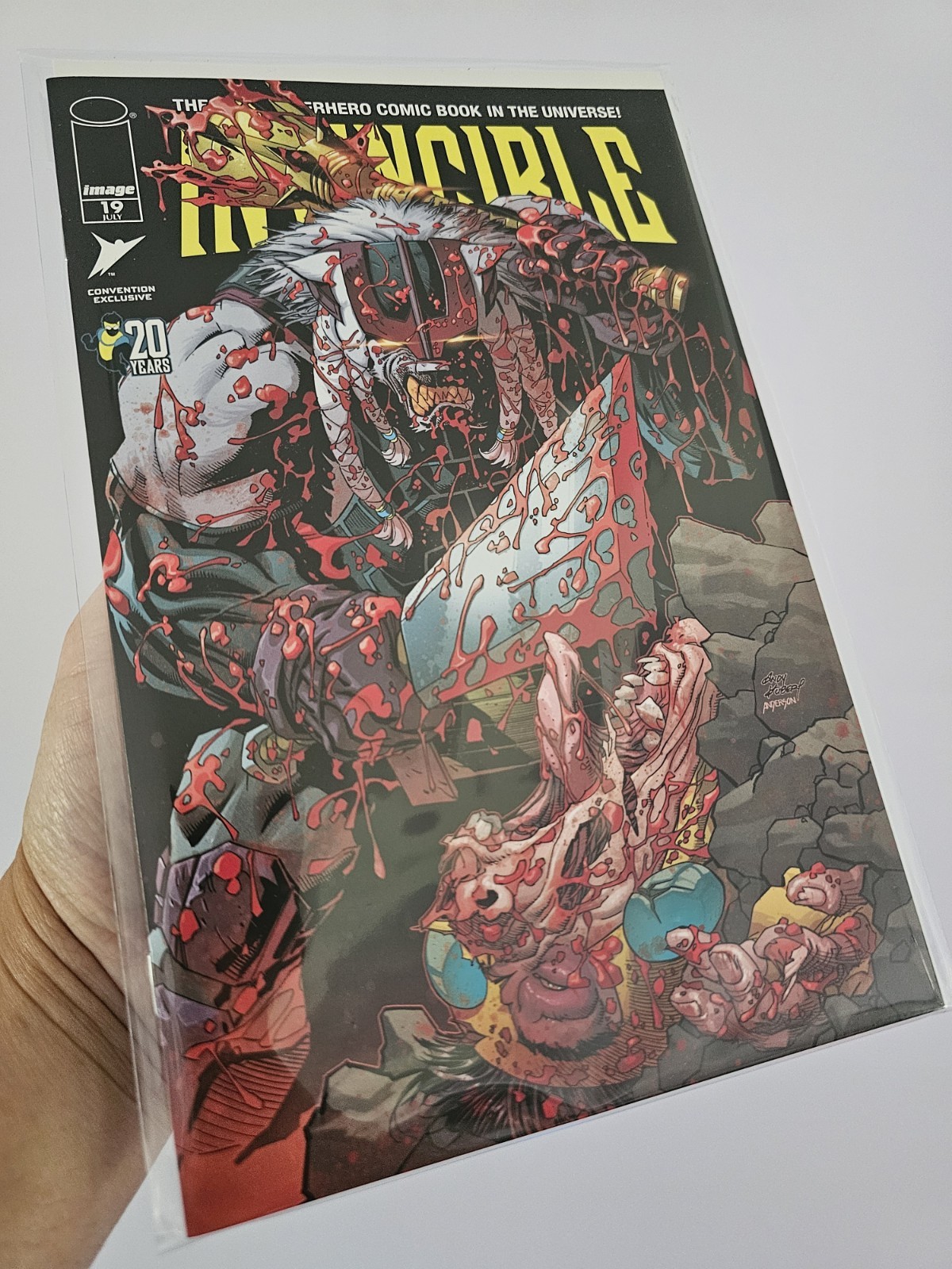 Invincible #19 - 2023 Skybound SDCC Variant - Andy Kubert - Battle Beast