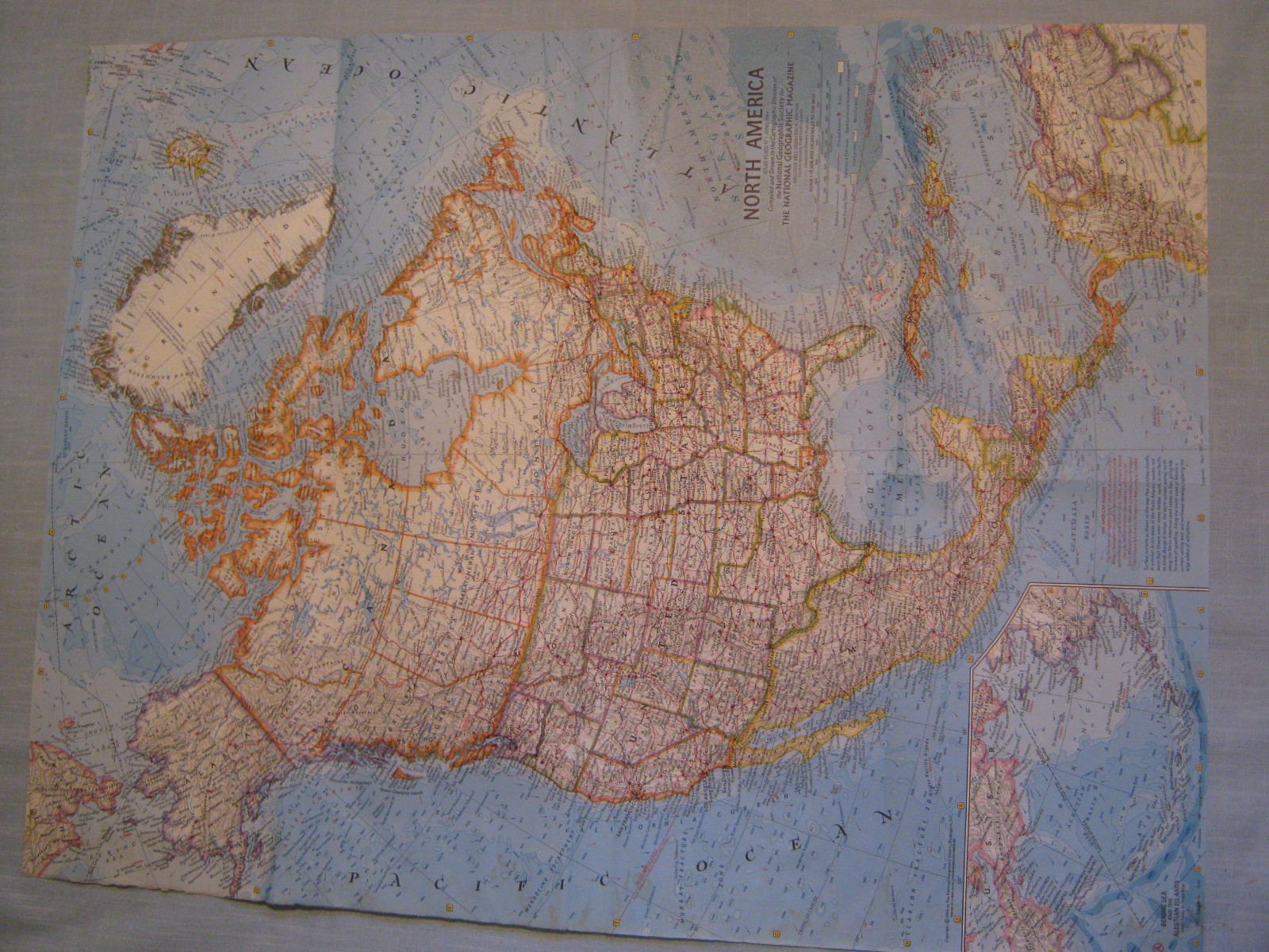 VINTAGE NORTH AMERICA MAP National Geographic April 1964