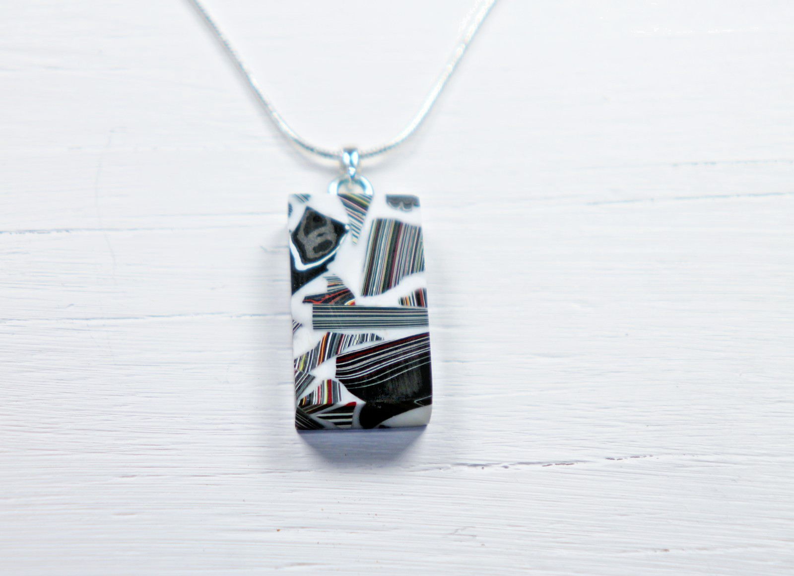 Fordite Necklace - Fordite and Resin - 27.48mm x 14.97mm x 5.9mm (N-169)