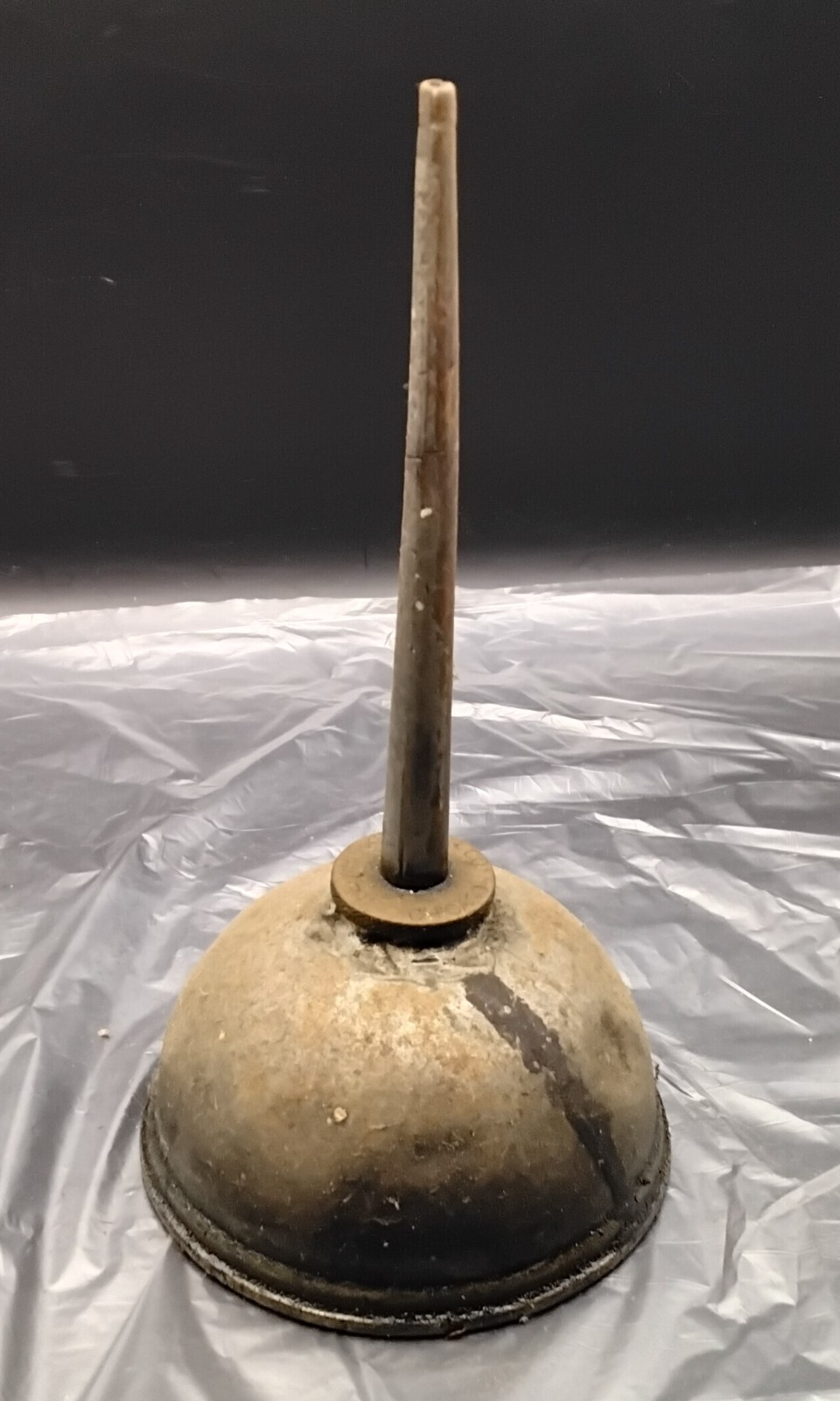 (MM) Vintage Oil Dispenser Can 6.5