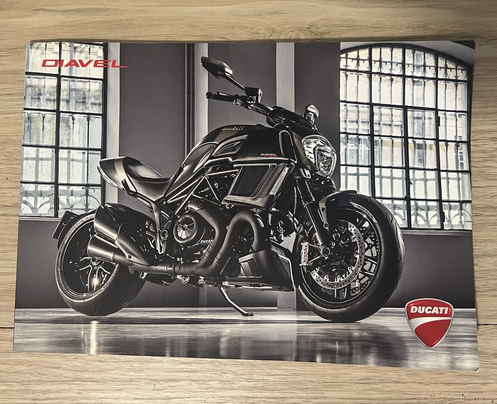 2015-2017 DUCATI DIAVEL MOTORCYCLE BROCHURE