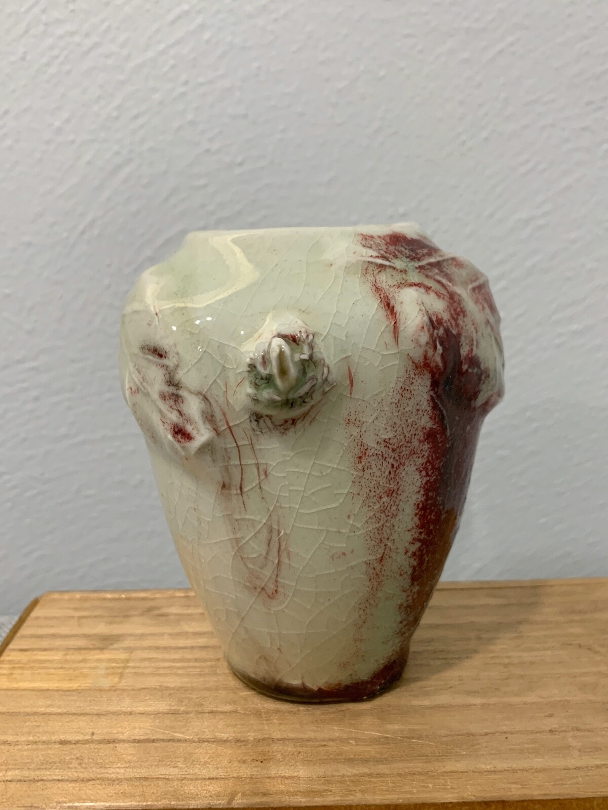 Chinese Unknown Age Copper Red & Celadon Glaze Pottery Vase w/ Frogs & Leaf Dec.