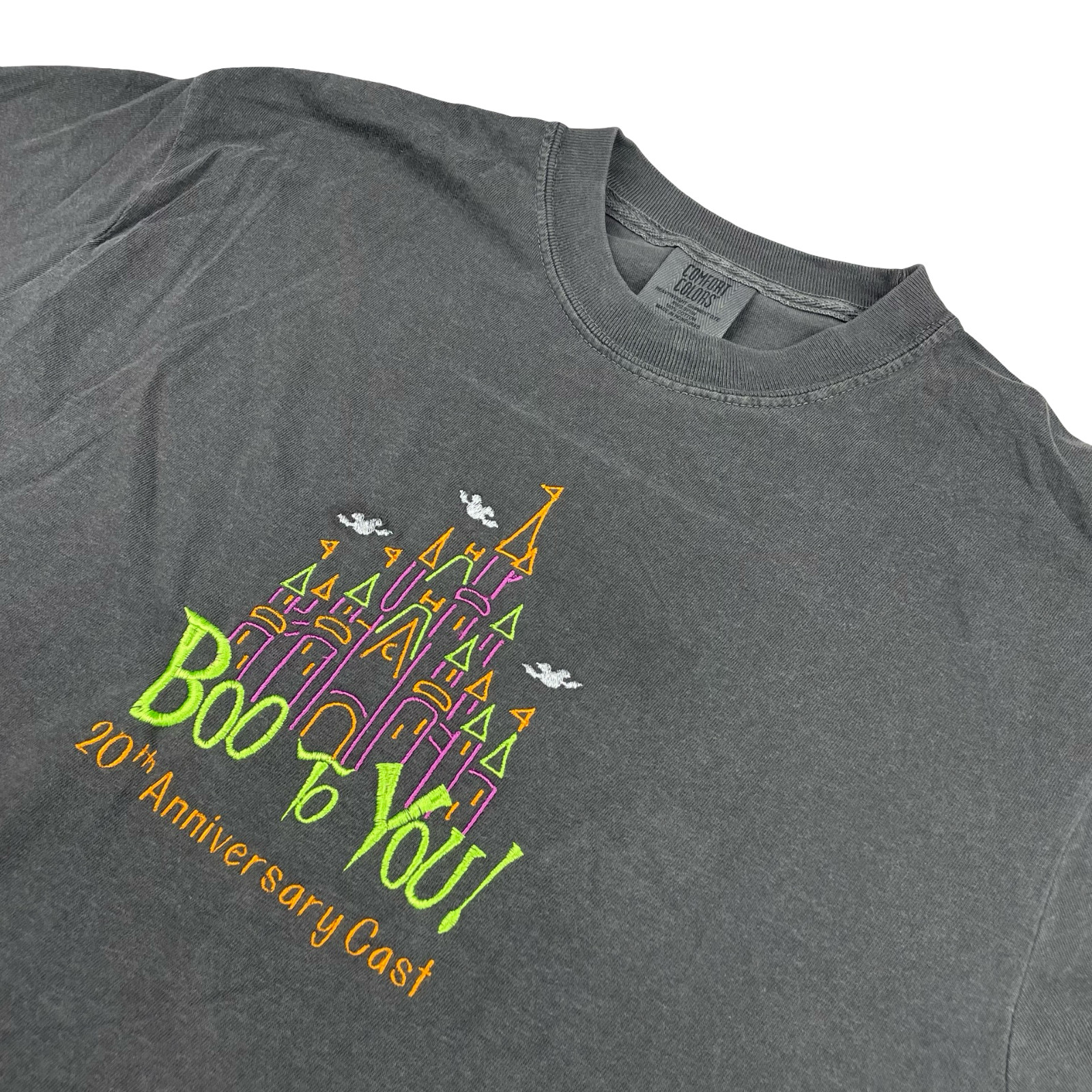 Disney Cast Member Boo To You Halloween 20th Anniversary T-Shirt Gray • Medium