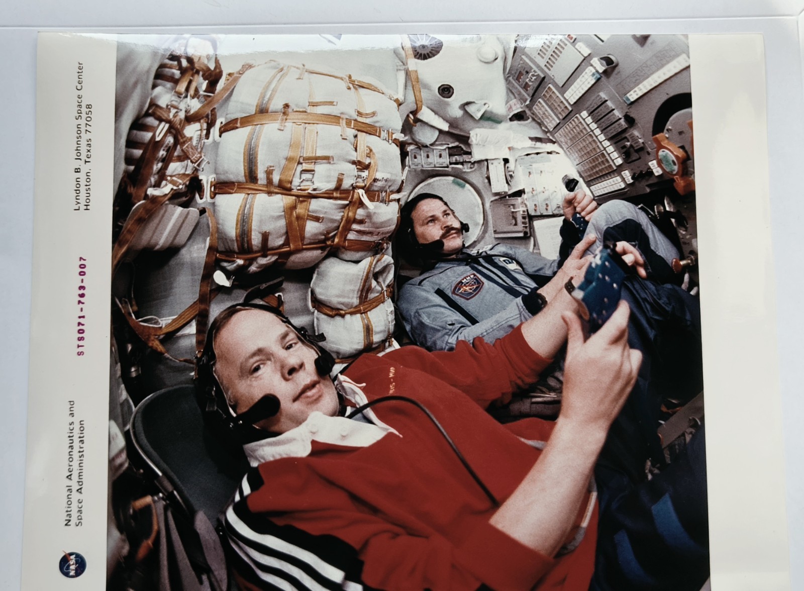 1995 NASA Press Photo Of STS-71 Onboard MIR View ( 8x10 Kodak)