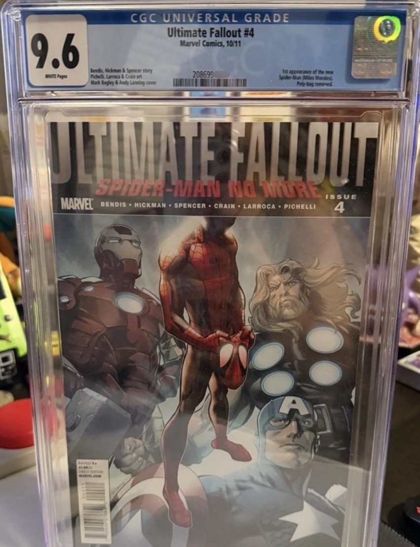 Ultimate Fallout #4 CGC 9.6 (1st App of Miles Morales-NEW SPIDERMAN) 1ST PRINT🔥