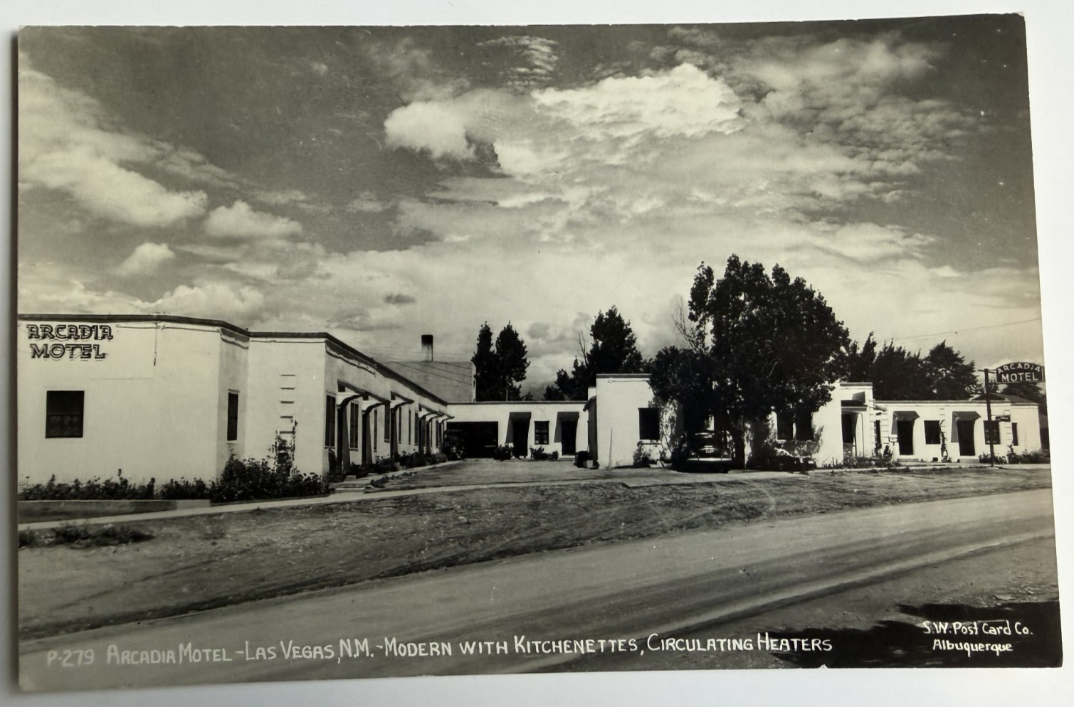 c1930s RPPC Las Vegas NM Arcadia Motel Roadside New Mexico Postcard Real Photo