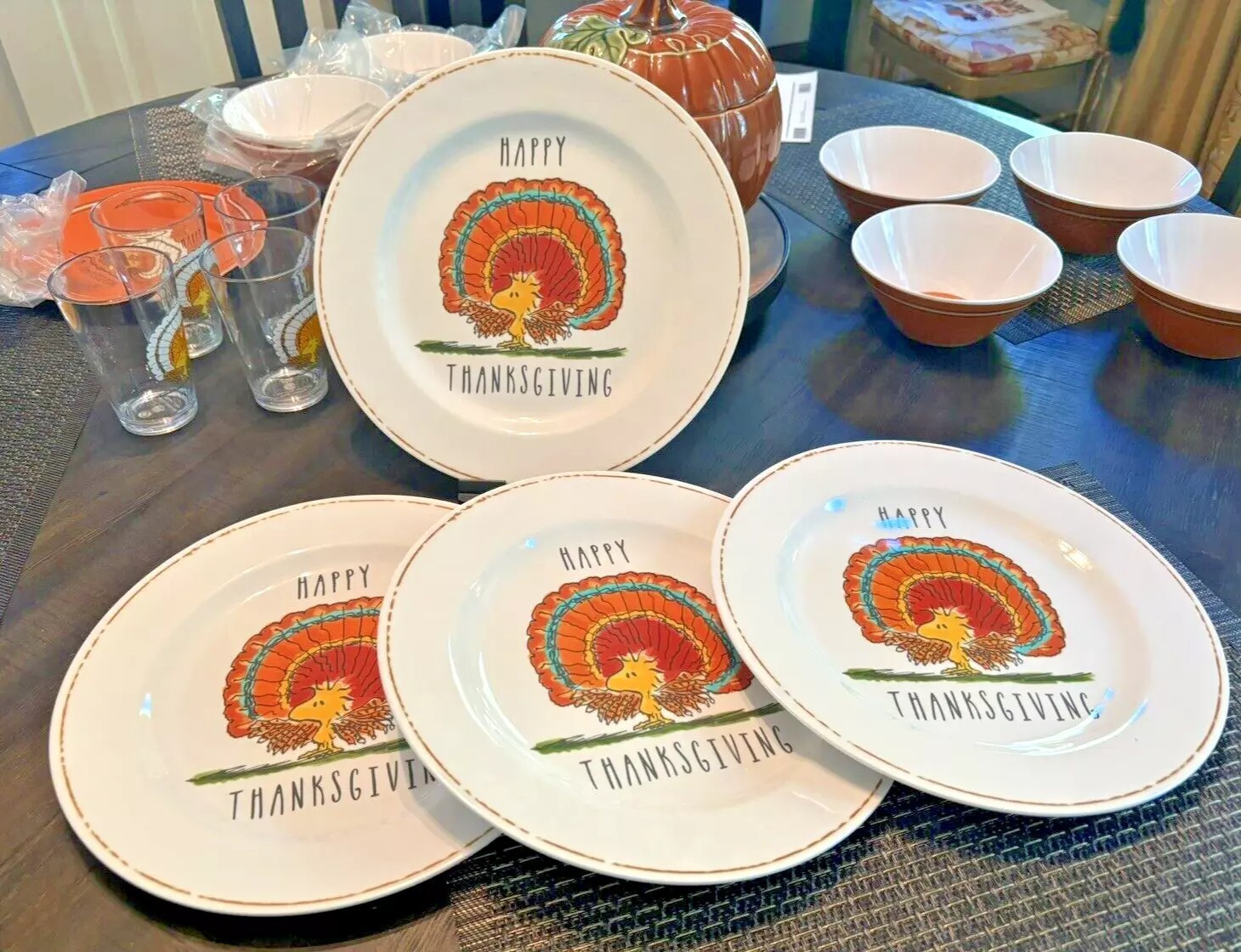 Pottery Barn snoopy peanuts holiday Thanksgiving party PLATE UTENSIL SET 8 