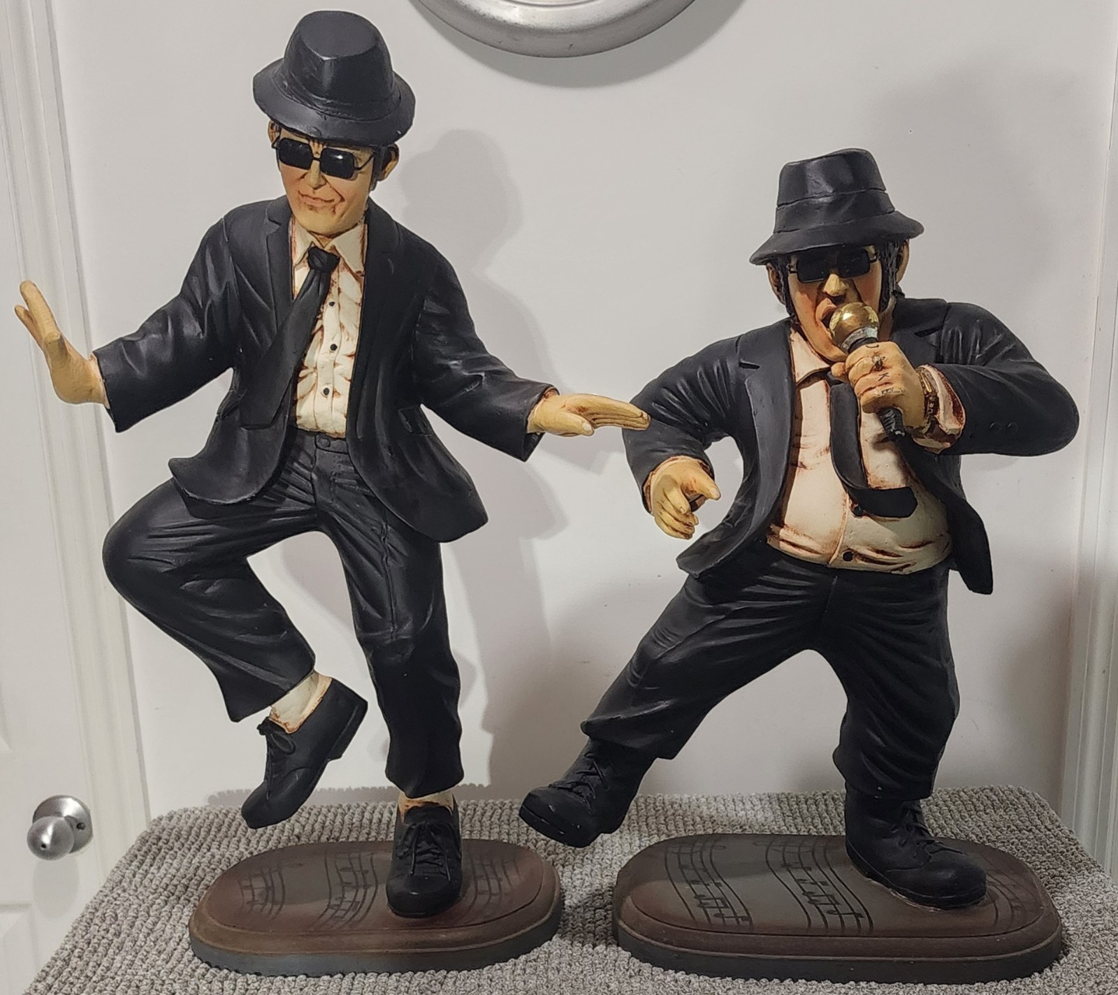 🔥Vintage Blues Brothers Collectible Statues Jake & Ellwood by AAA approx 2ft 🔥Vintage Blues Brothers Collectible Statues Jake & Ellwood by AAA approx 2ft