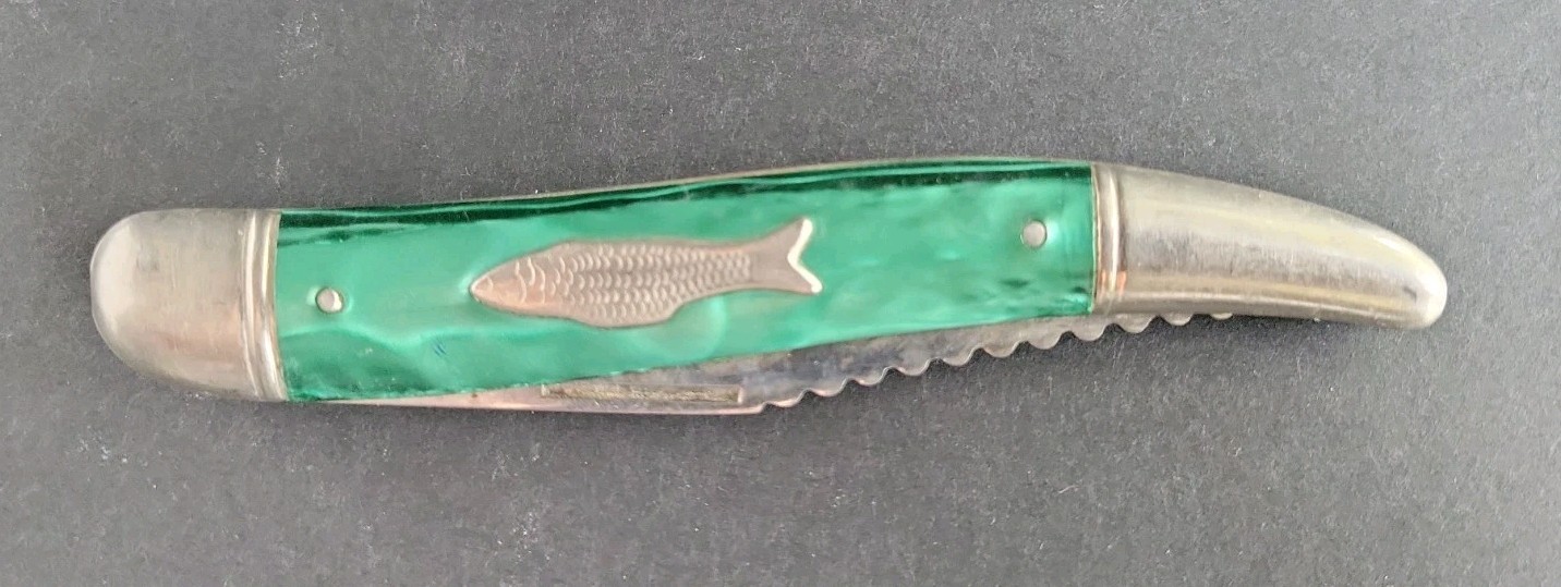 Vintage Imperial Prov RI USA Fish Knife Green Pearl Fishing Pocket Knife Scaler