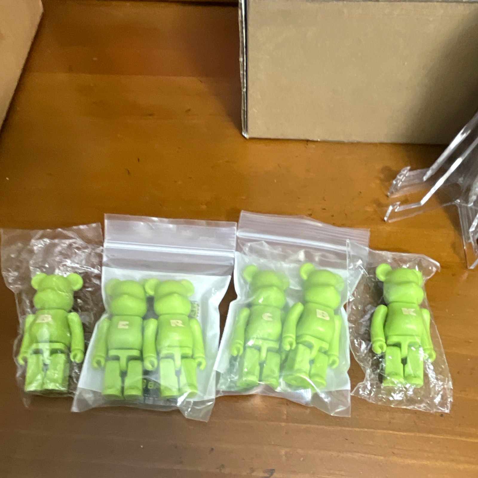 Medicom Toy BE@RBRICK Green Plastic Bearbrick Figures Lot of 6 Unopened