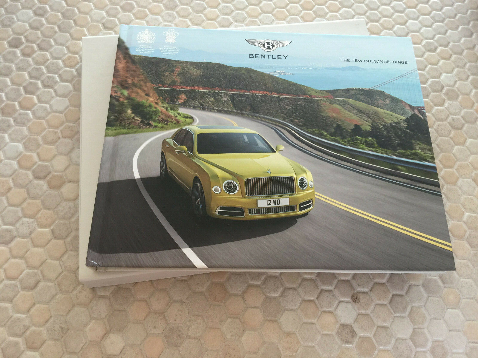 BENTLEY MULSANNE SPEED EXTENDED WHEELBASE PRESTIGE HARDBOUND BROCHURE 2017 USA.