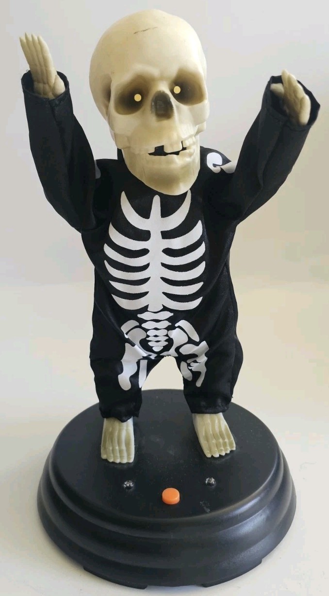 GEMMY Grave Raver Dancing Skeleton Lights Halloween Animated Works Hey Baby 