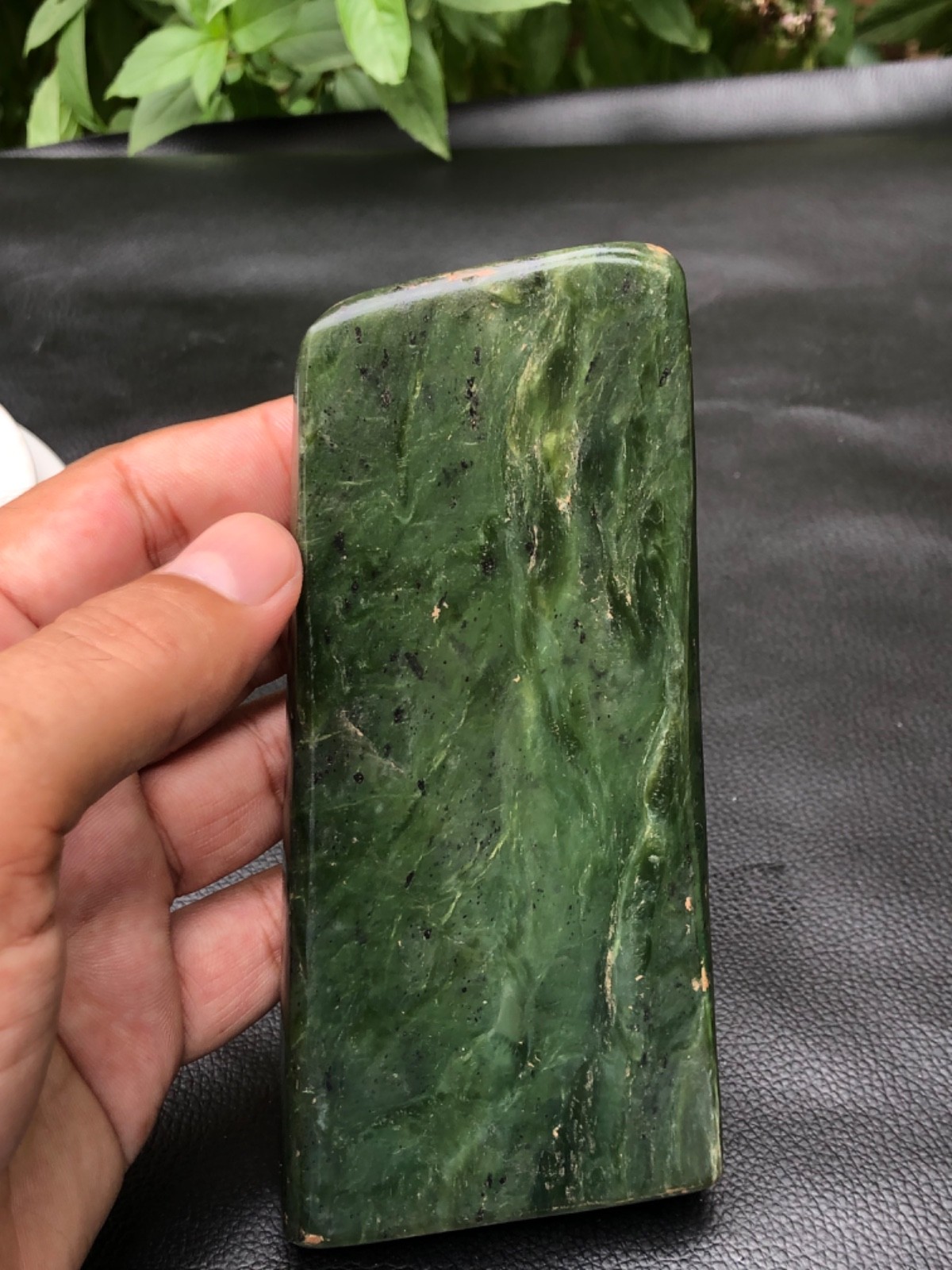 1113g Natural Nephrite Jade Polished Crystal Mineral Specimen Gemstone Display