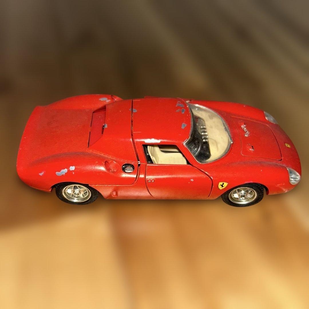 burago Ferrari 250 LE MANS 1985 1/24