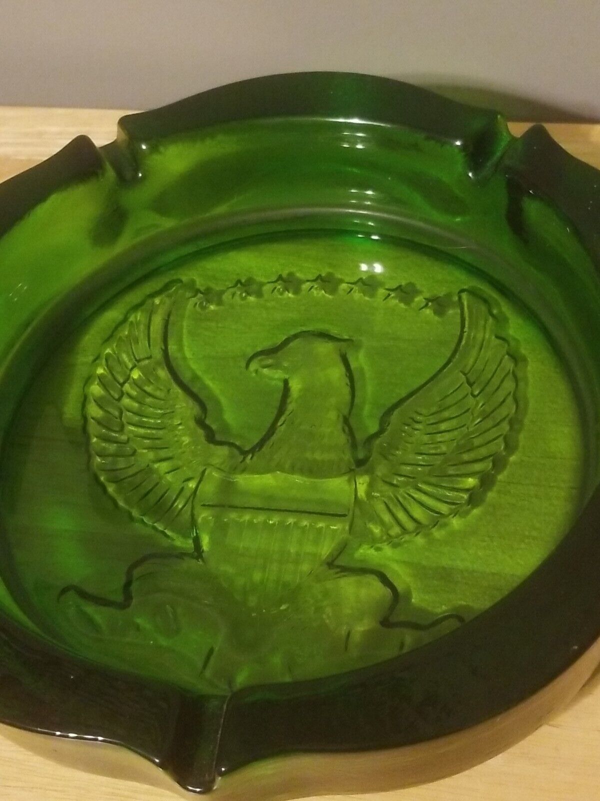 Vintage Indiana Green Glass Eagle Shield 7 Stars Ashtray