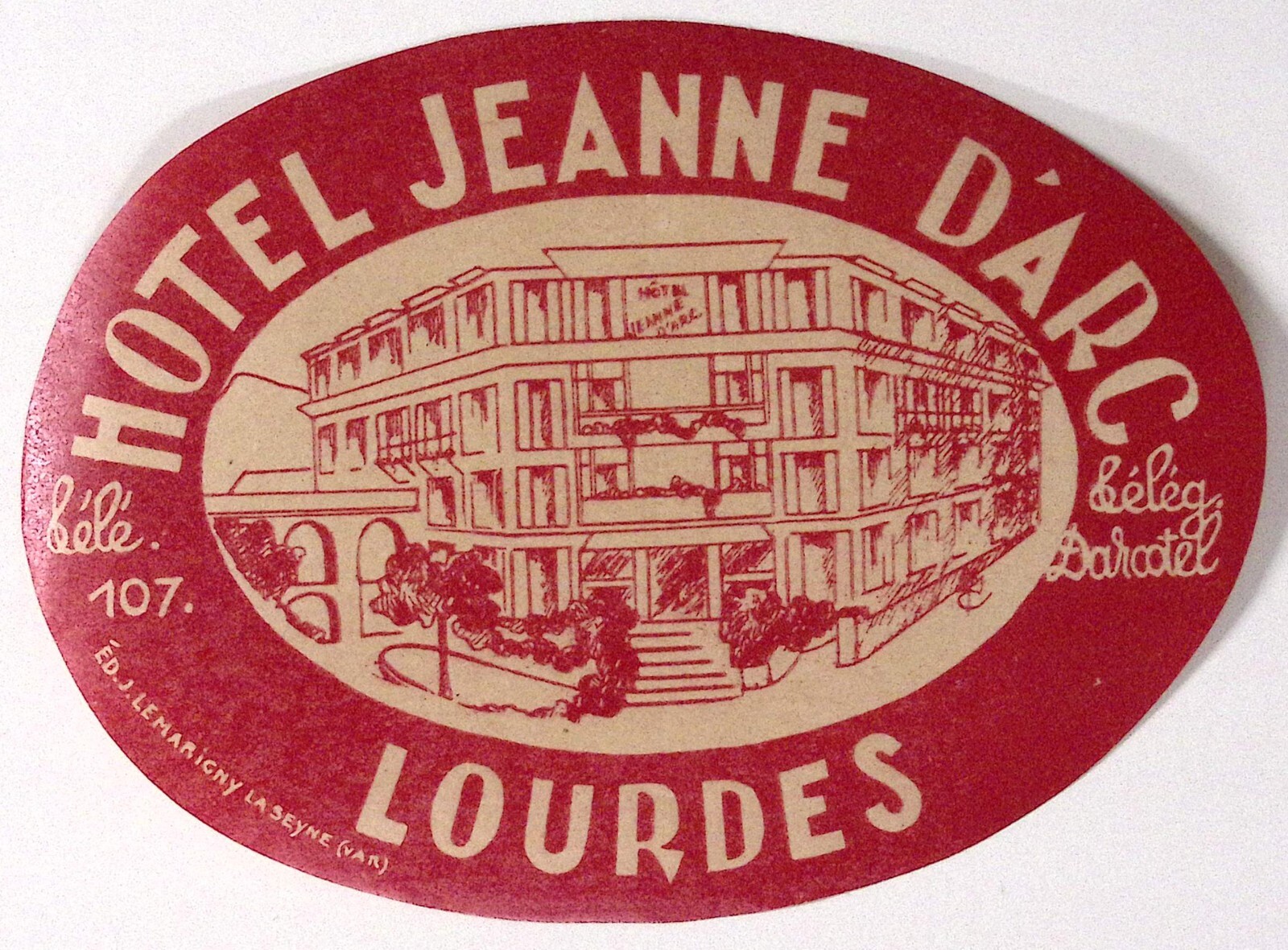 c1940s Hotel Jeanne D\'arc Lourdes FRANCE  Luggage Label 5.5\