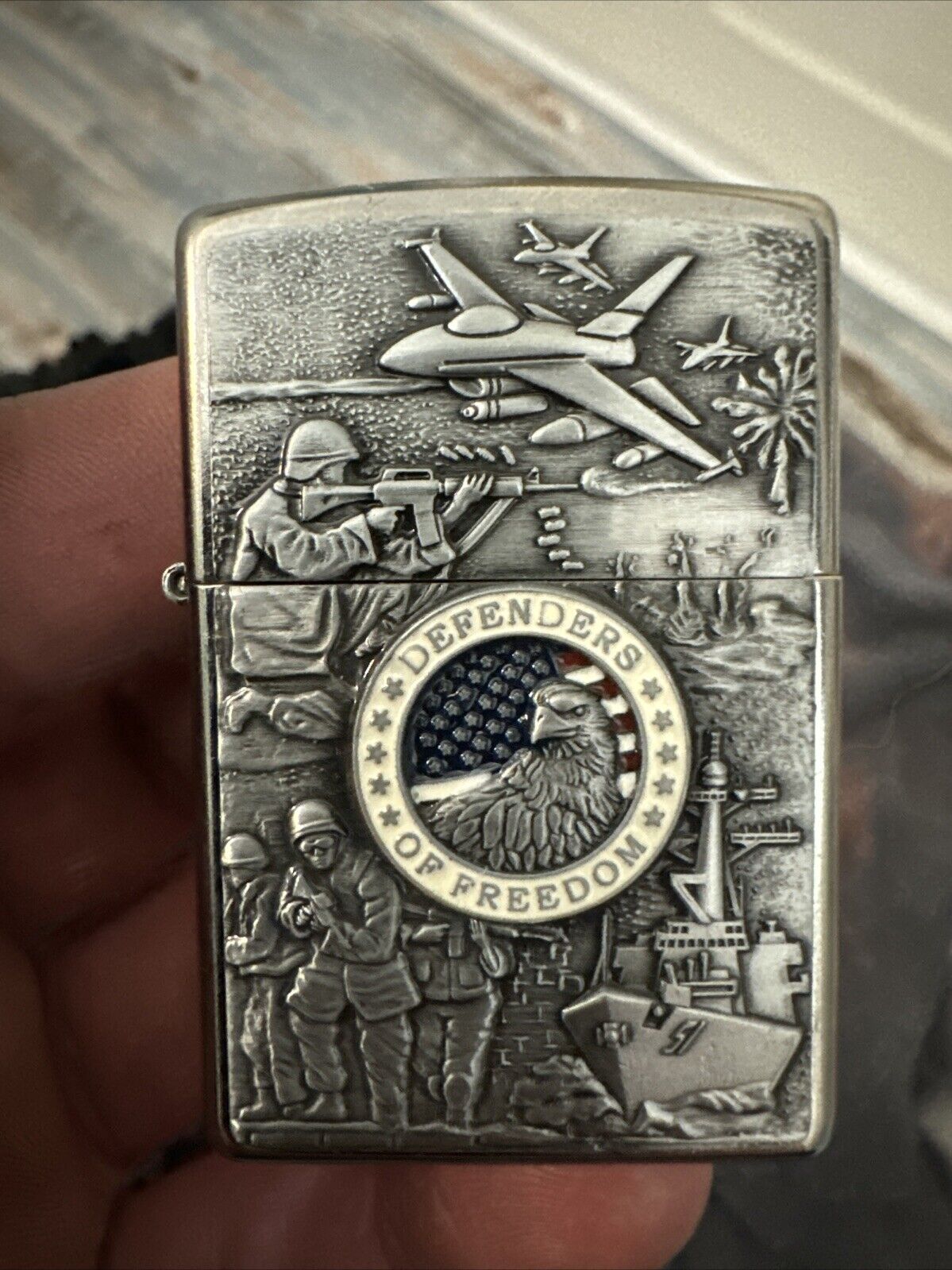 Zippo Joined Forces Emblem Defenders Of Freedom