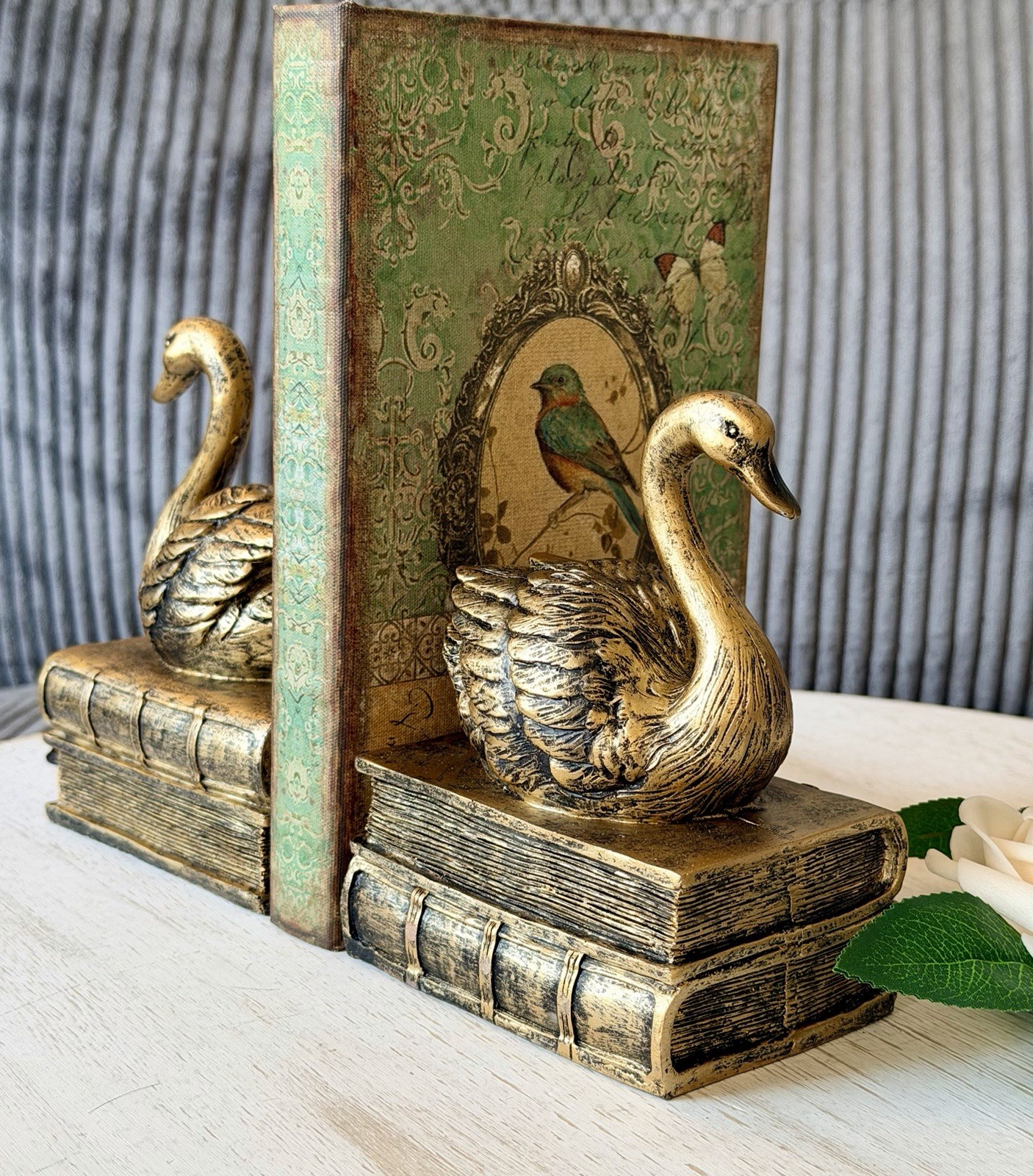 Vintage Style Art Deco Pair Of Gold Swan On Book Bookends Gold Swan Shelf Decor
