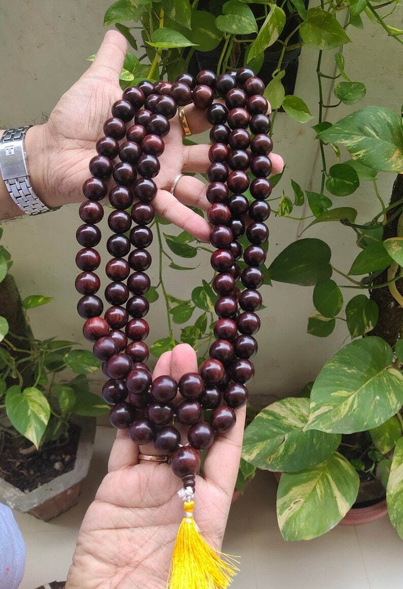 Sandalwood Bead Bracelet Red 108 Mala Buddha Wood Prayer Natural Meditation 10mm