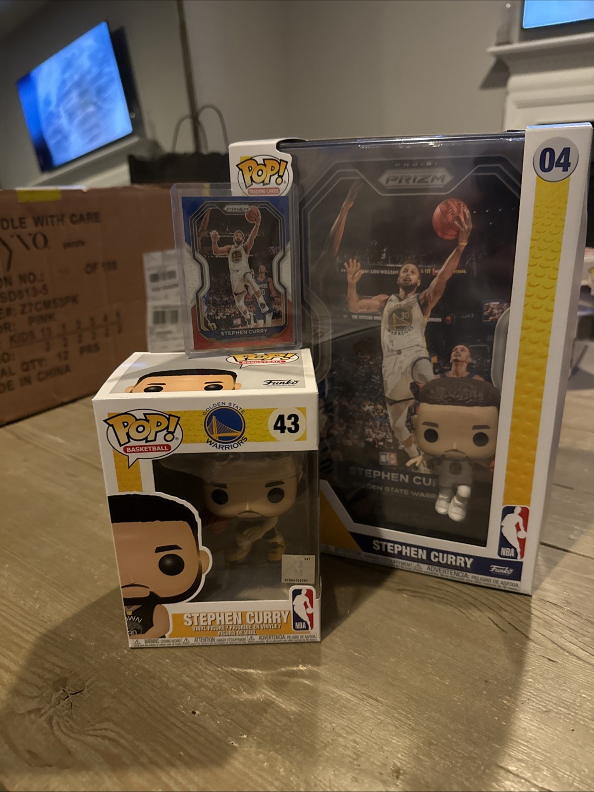 Stephen Steph Curry #04 + #43 Funko Pops + Panini NBA Prizm Card- 3 Items