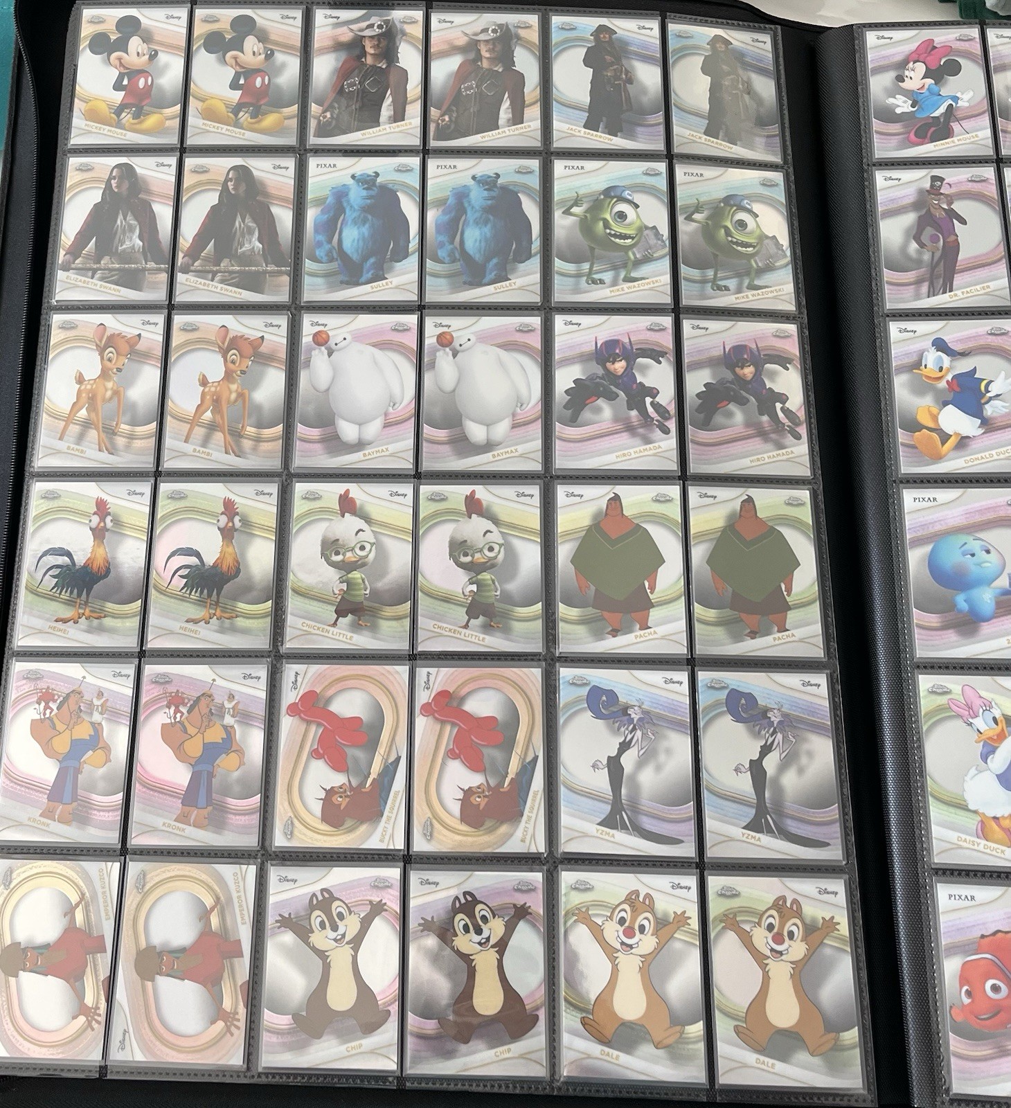 2025 Topps Chrome Disney Complete Refractor Set 1-200 Base Set 1-200 Lot 400