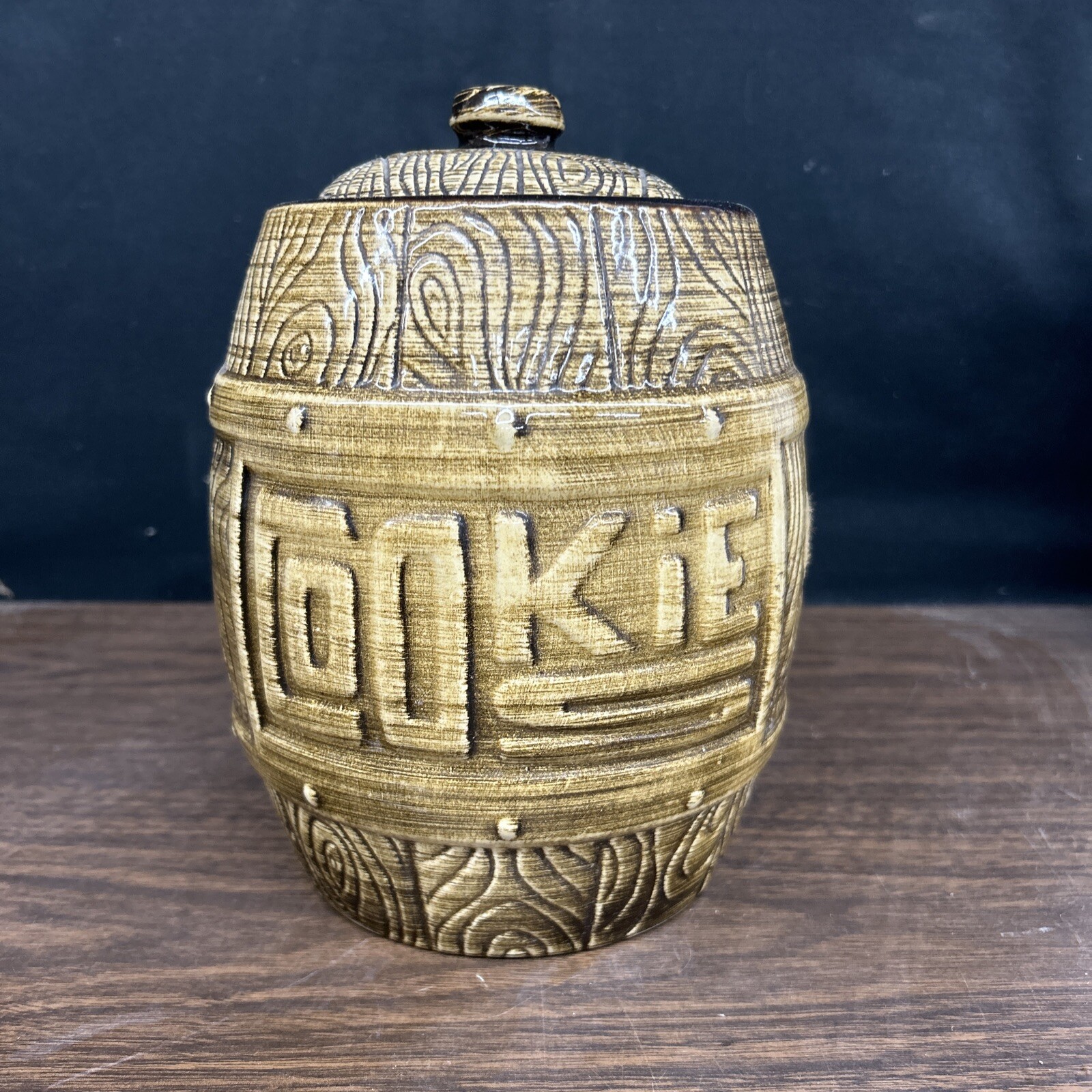 Vintage Monmouth Pottery Western Stoneware Wood Grain BARREL Cookie Jar