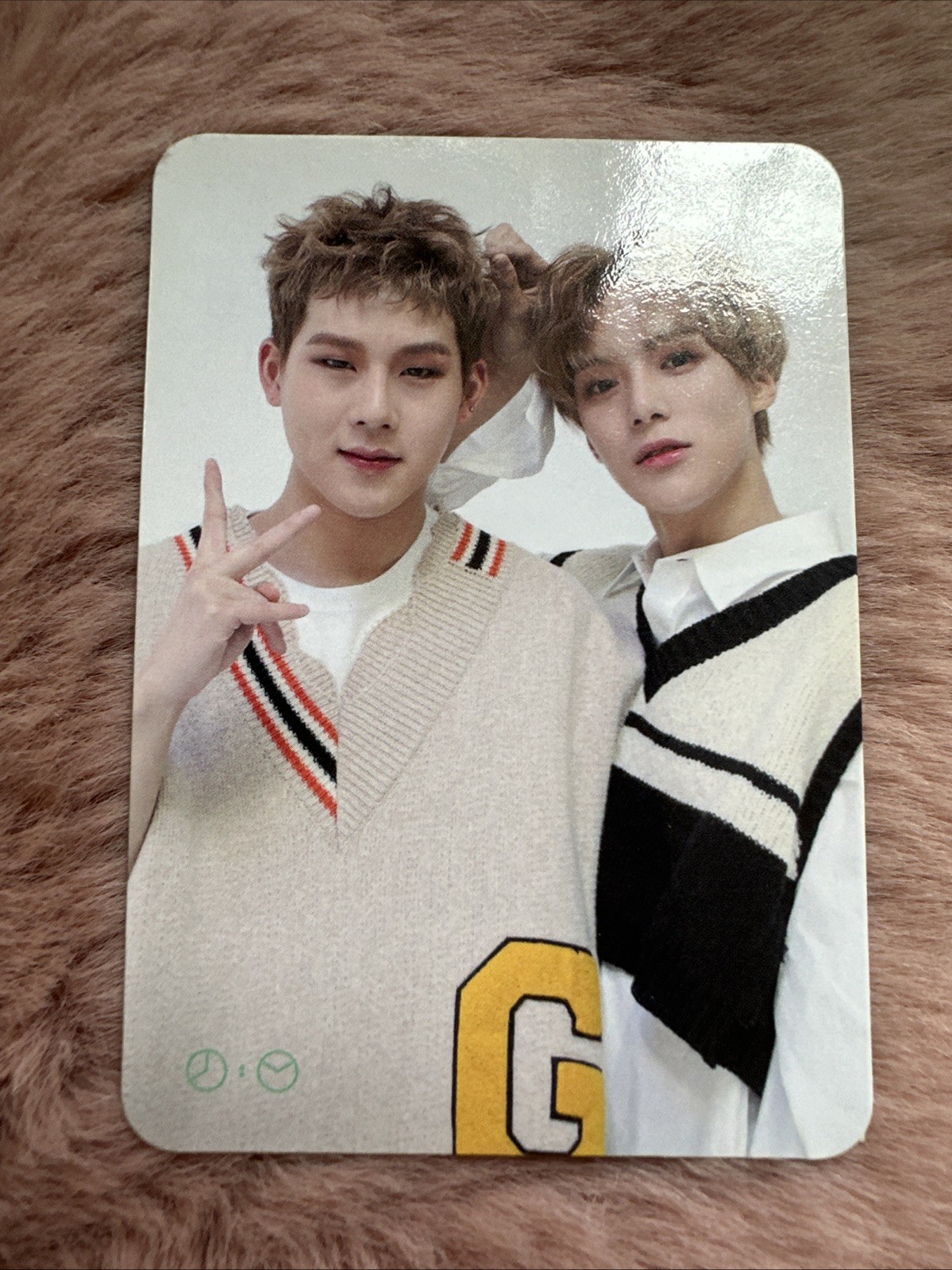 Monsta X Group Official Photocard + FREEBIES