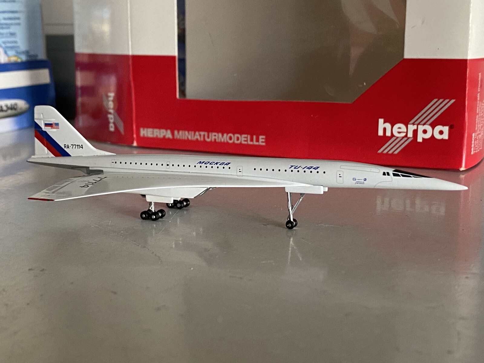 Herpa Wings NASA Tupolev Tu-144 1:400 RA-77114 562508