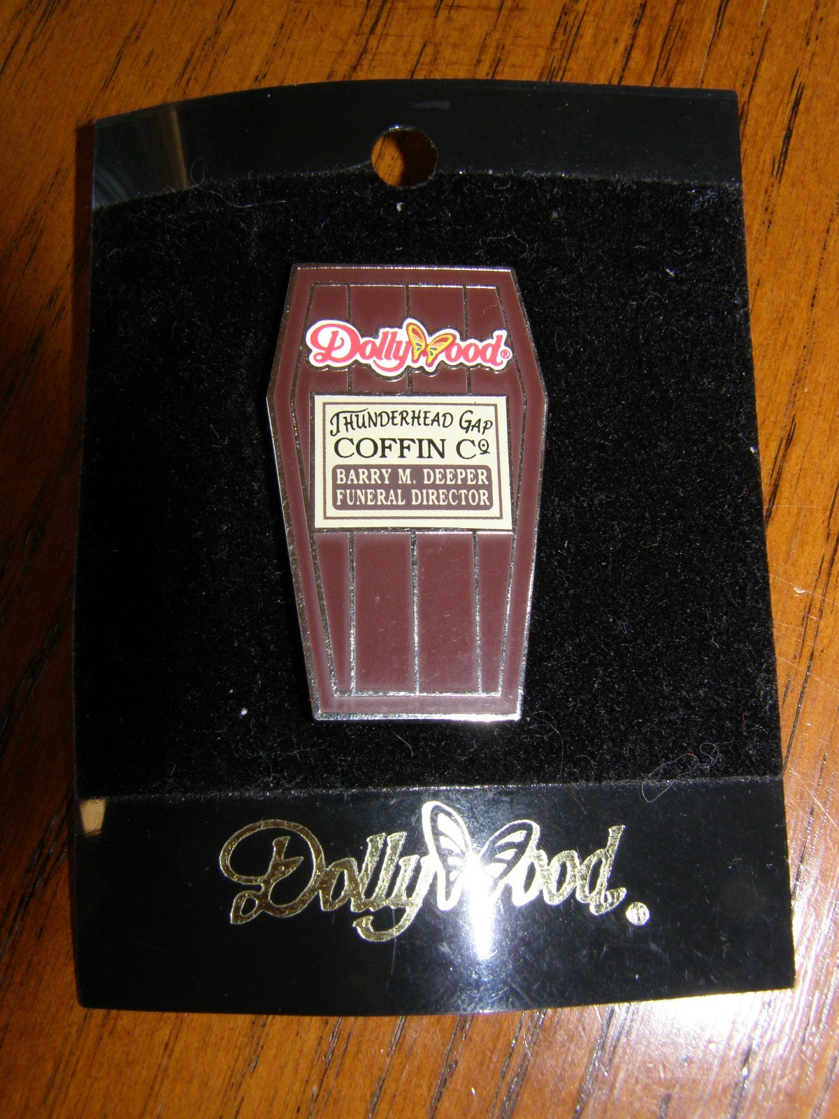 Dolly Parton DollyWood Theme Park  Thunderhead Coffin Co. 2010 Trading Pin NEW