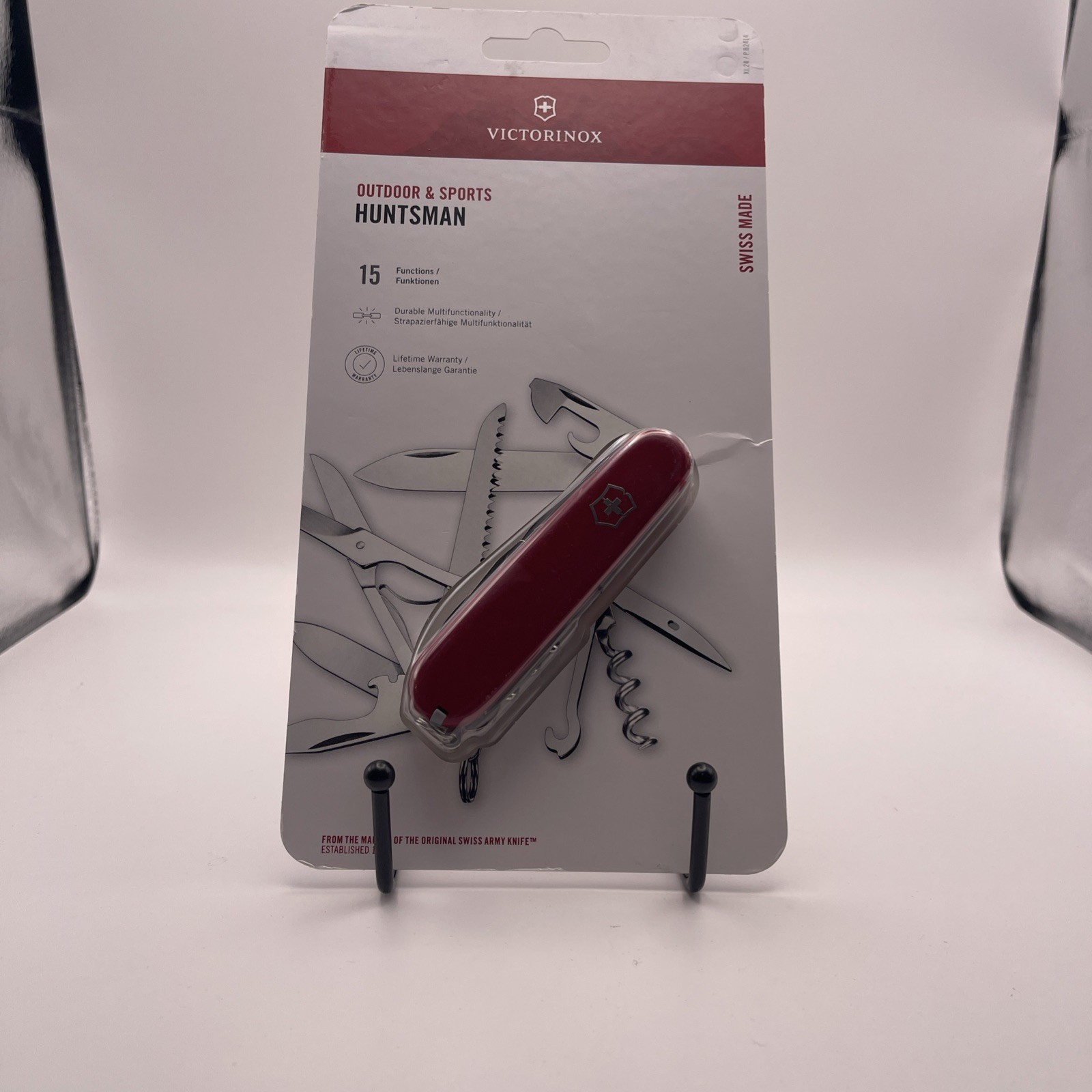 Victorinox 15 Function Swiss Army Knife Huntsman Red - NEW
