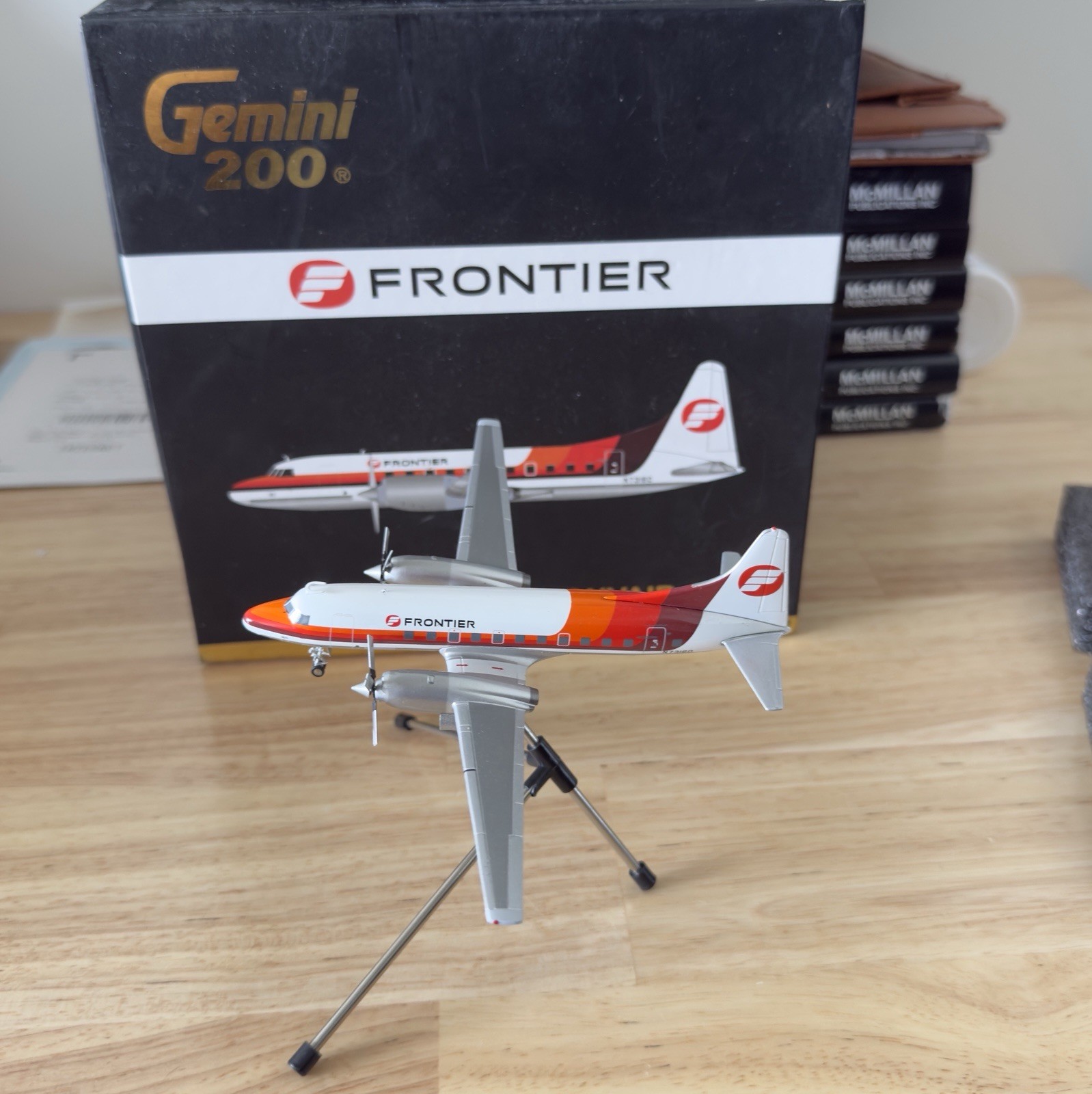 Gemini200 Frontier Airlines Convair 580 G2FFT276