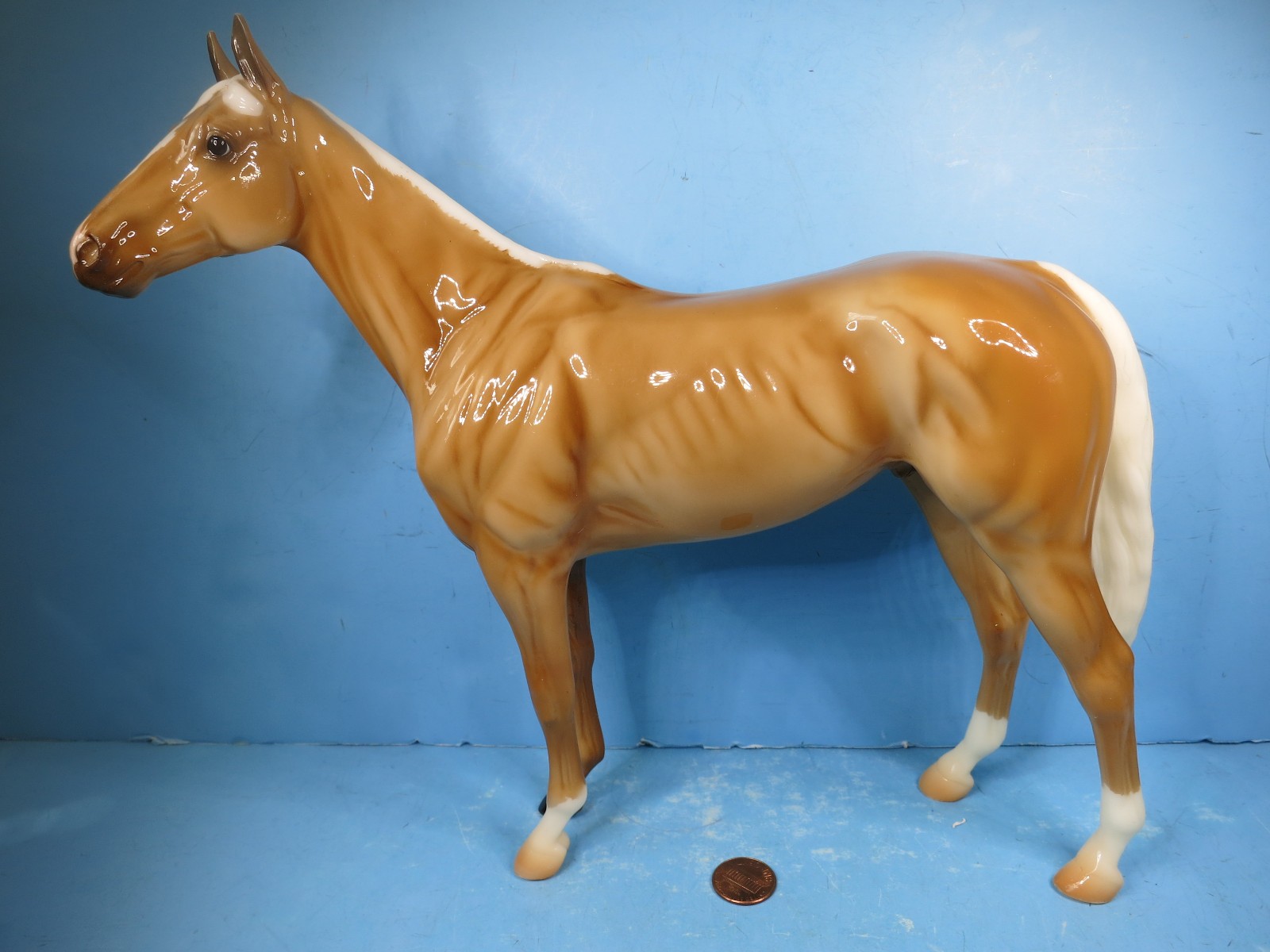 BREYER TRADITIONAL-Chadwick Glossy Palomino 2022 Collector Club-Emerson Mold