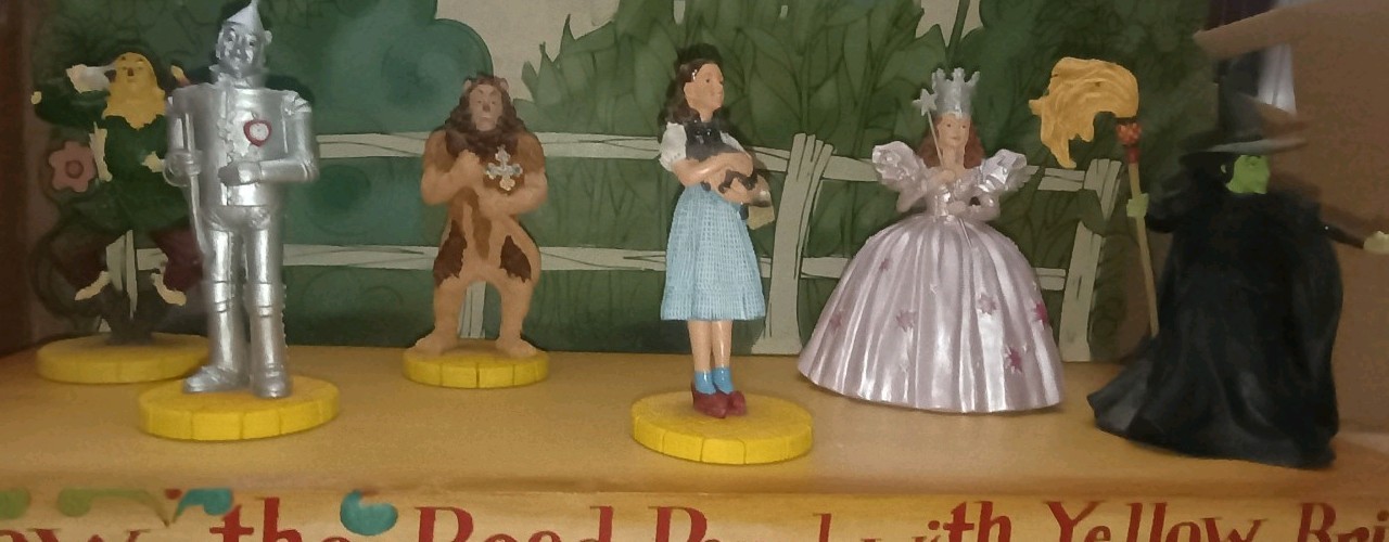 6 VNTG WESTLAND GIFTWARE WIZARD OF OZ MINI FIGURINES Plus More With Offer