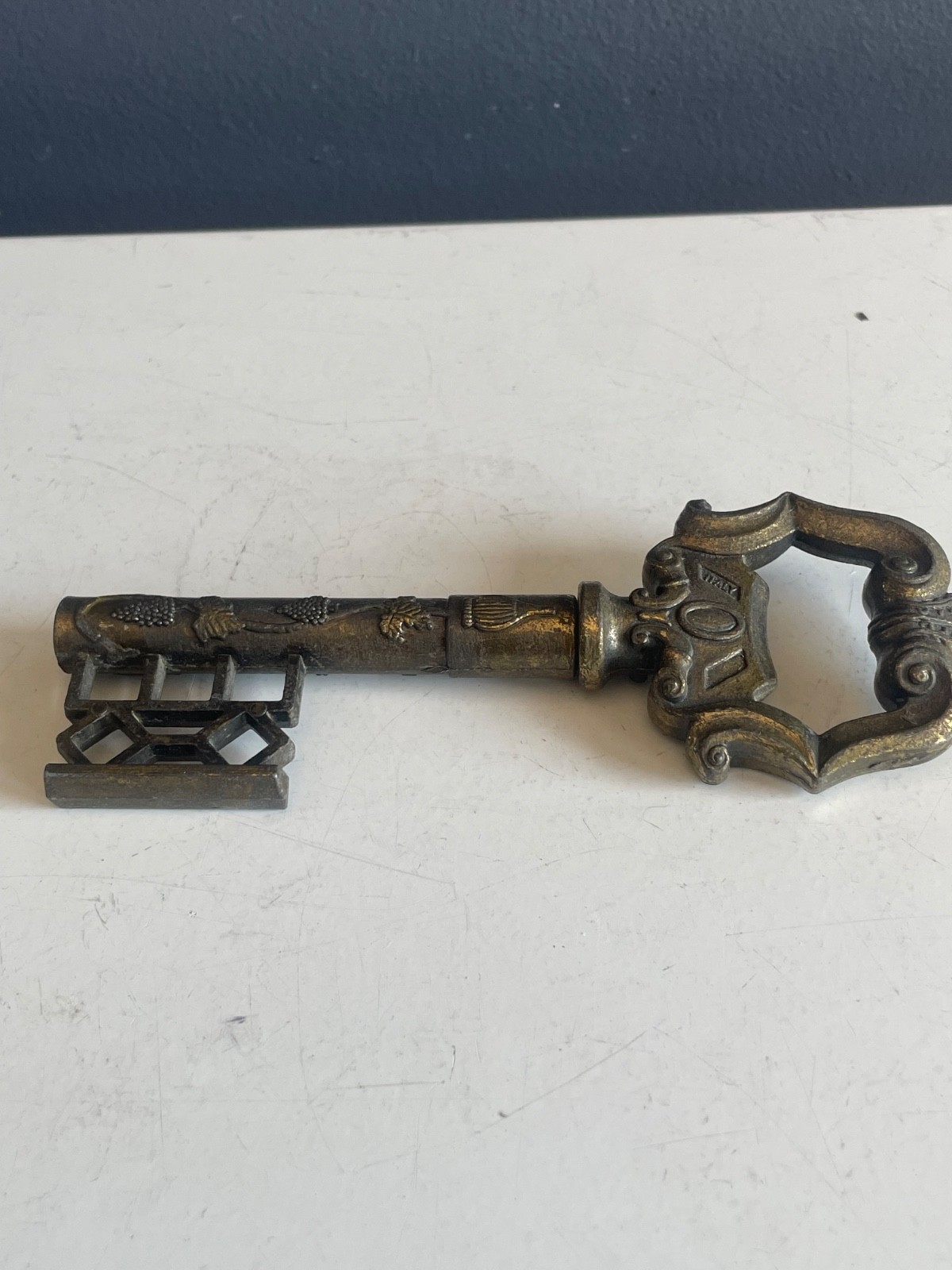 Vintage Brass Skeleton Key Hidden Corkscrew Grape Vine Wine Opener 5.5”