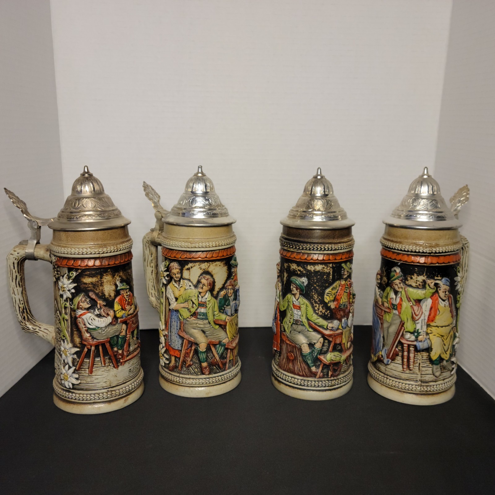 Vintage S.P. Gerz German Beer Steins Lot of 4 0.5L Pewter Lids Relief Germany