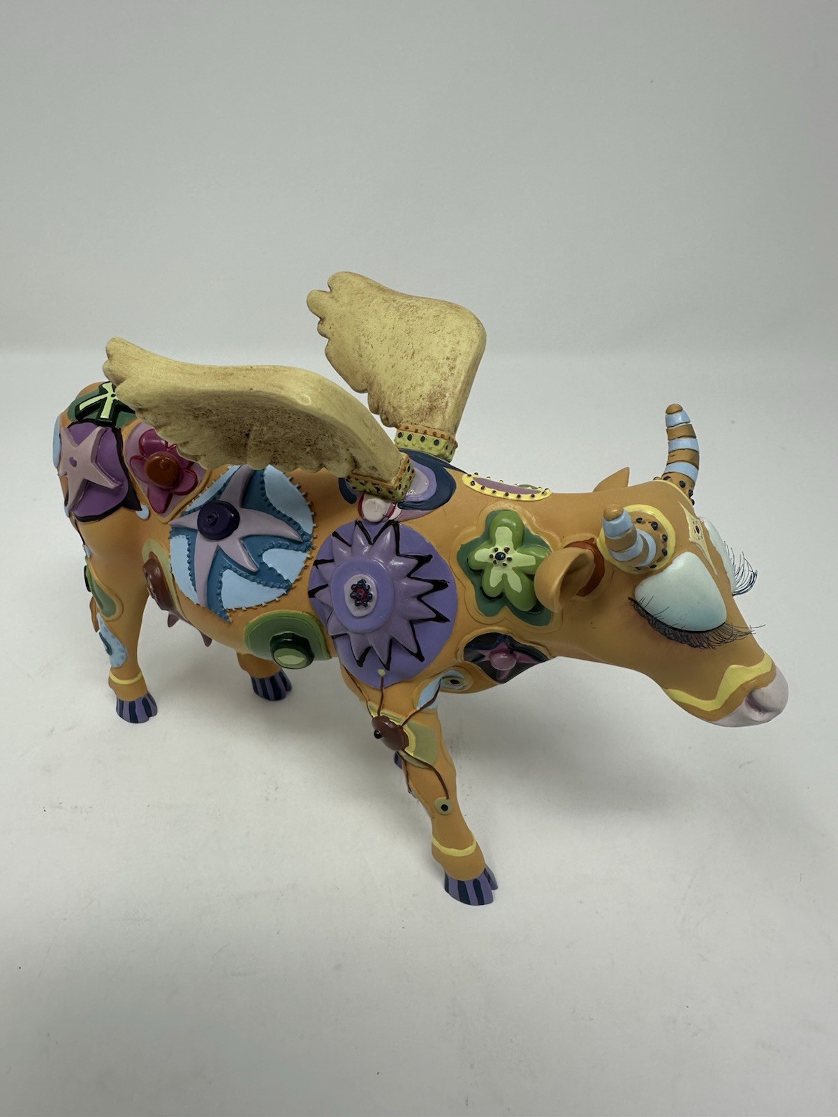 CowParade 2000 Collectible Called Angelicow Liz Lomax