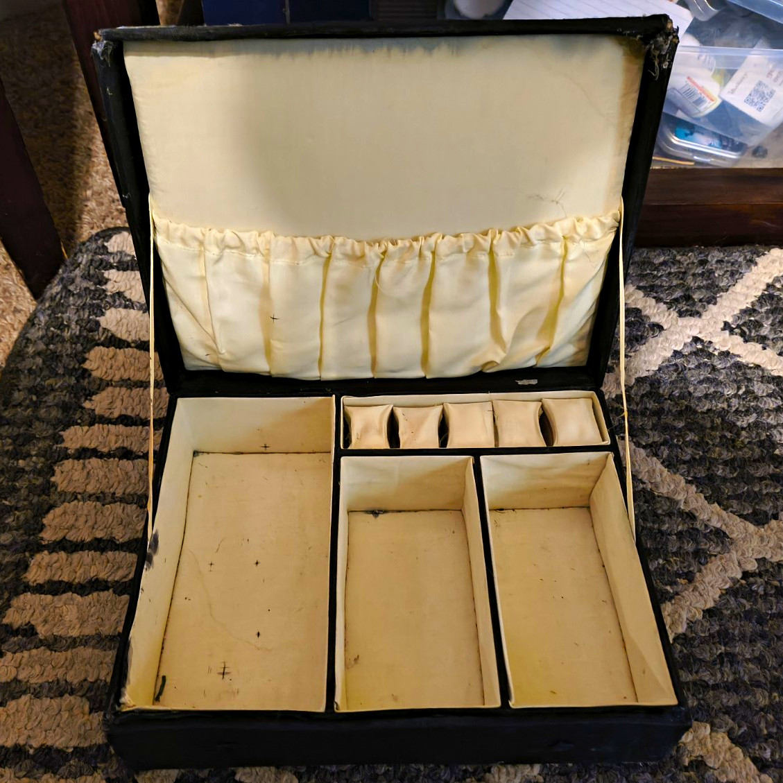 Vintage Jewelry Box From Being. It's Old Not In Best Shape But Very Unique Rare