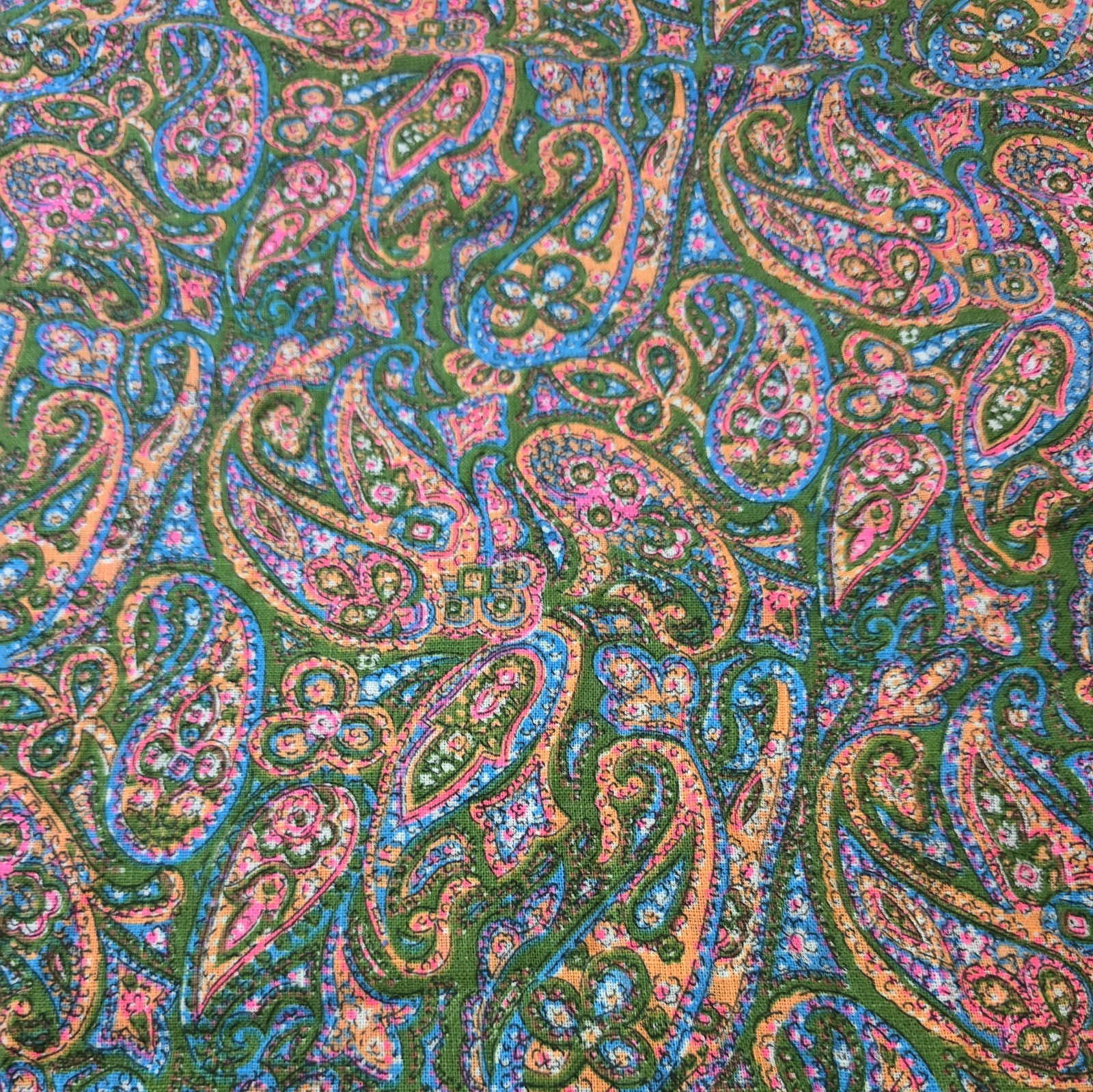Vintage 60s 70s Paisley Fabric 5 yrds x 43