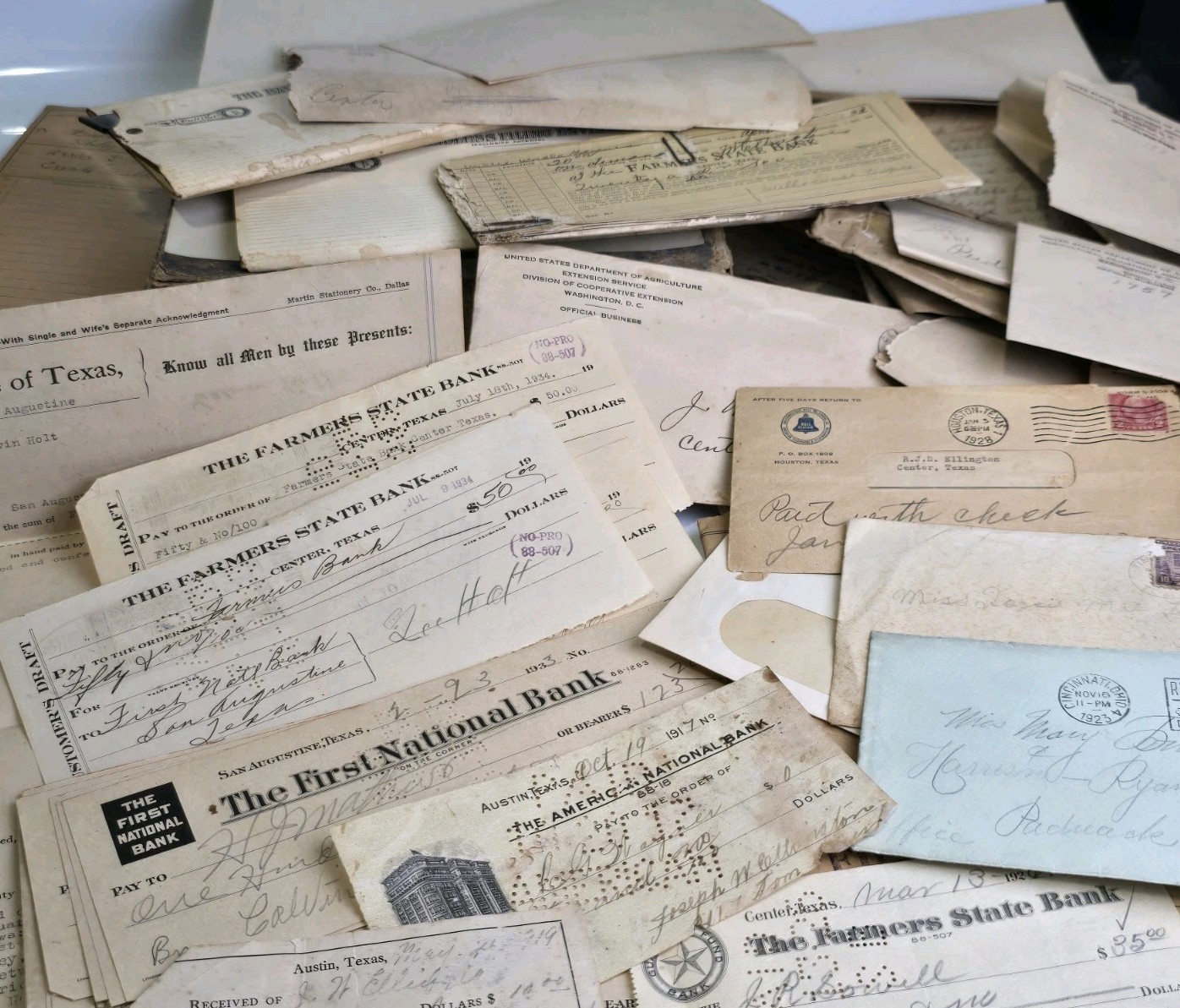 HUGE Vintage TEXAS Paper Ephemera Lot Bank Checks Court Docs Center Texas 1920s HUGE Vintage TEXAS Paper Ephemera Lot Bank Checks Court Docs Center Texas 1920s