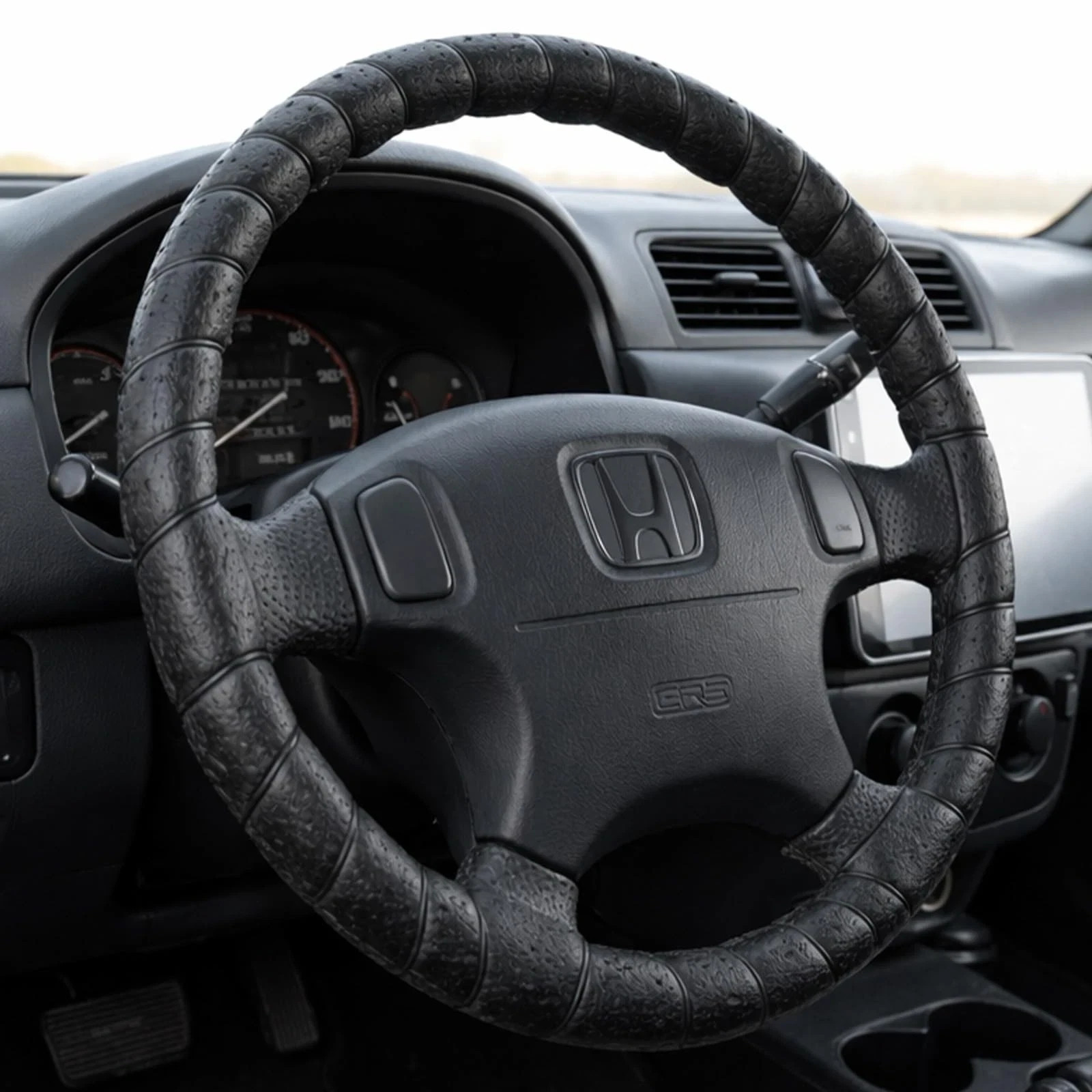 FINOO Black Lace-On Steering Wheel Cover, 14–15 Inch Universal Fit, Retro Cla...